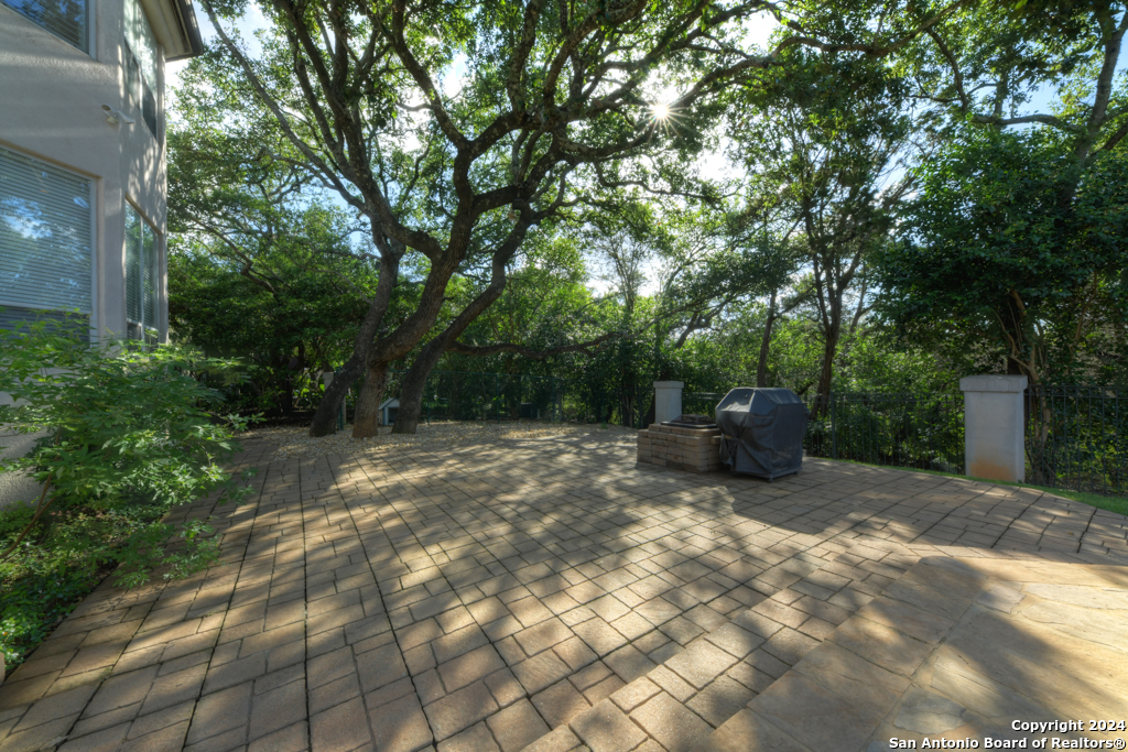11 SANCTUARY DR