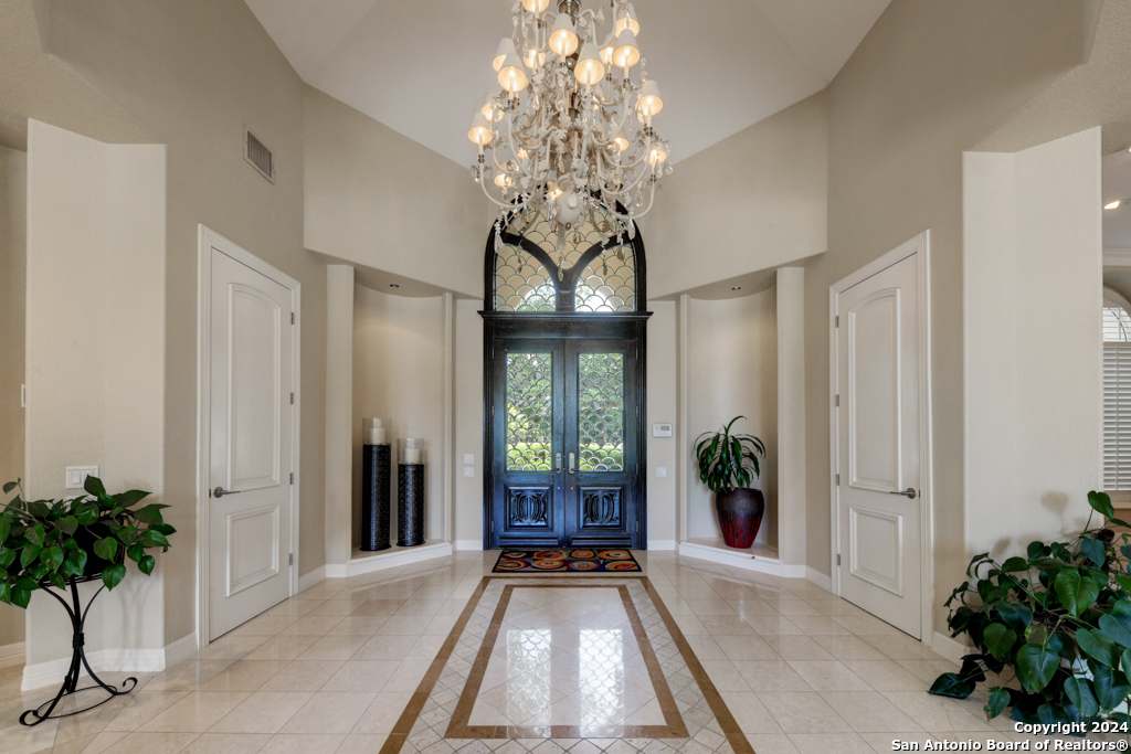 11 SANCTUARY DR