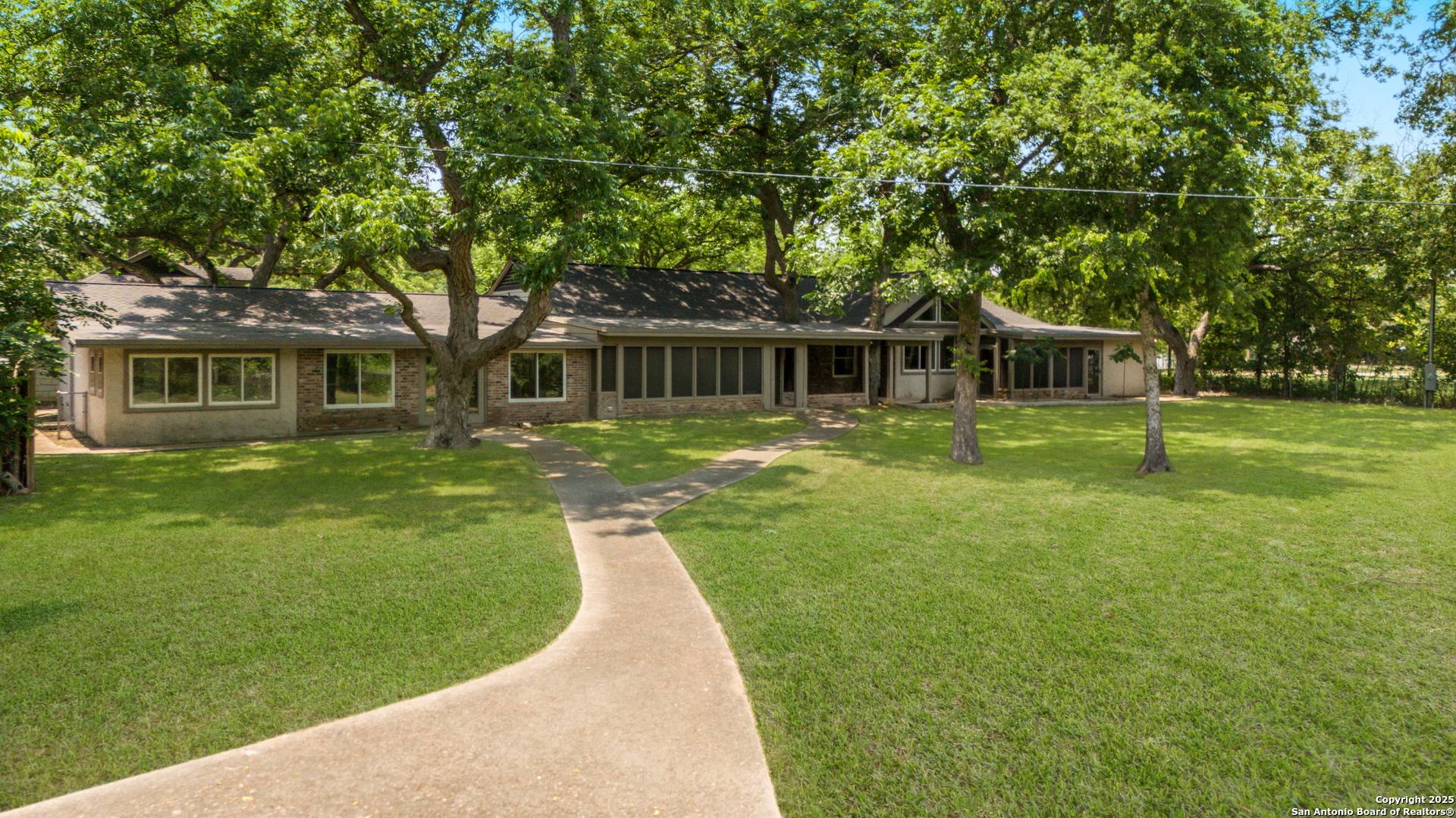 123 Serene Creek Ln