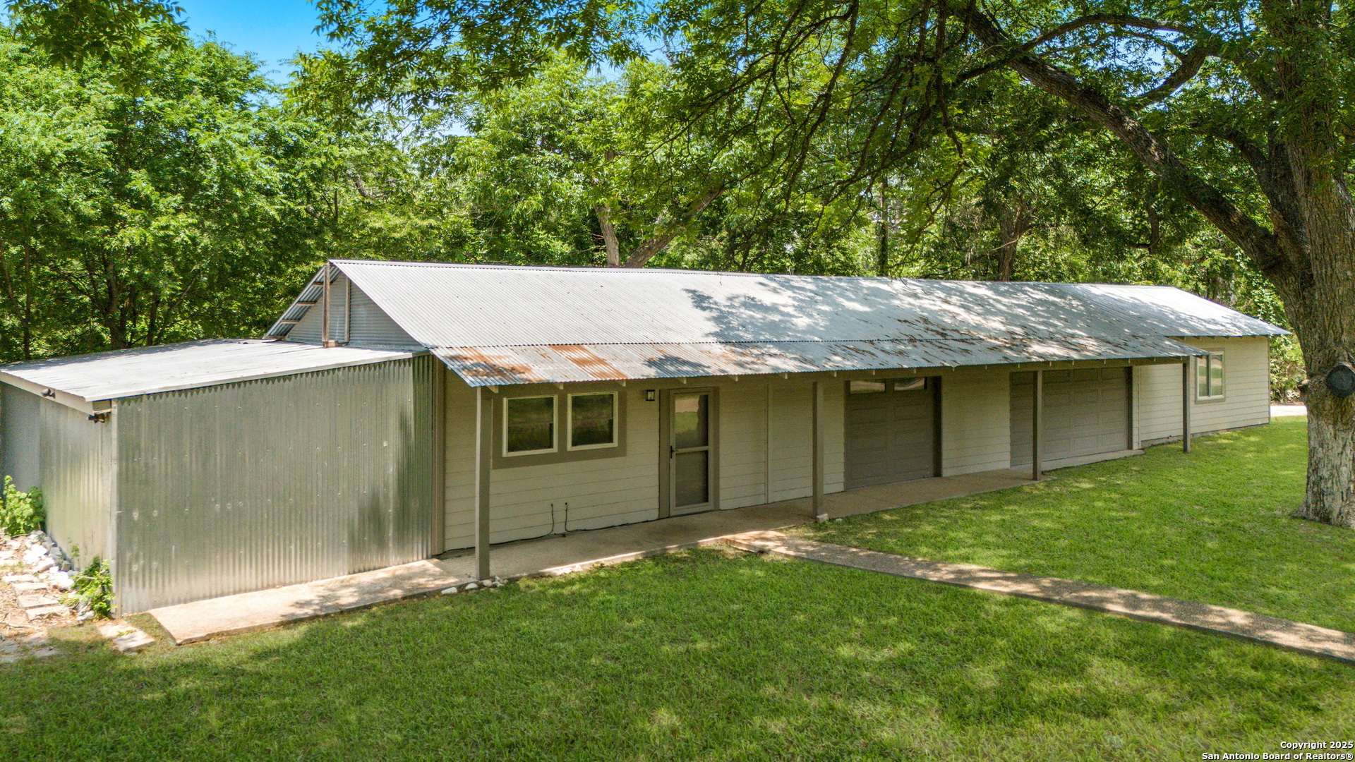 123 Serene Creek Ln