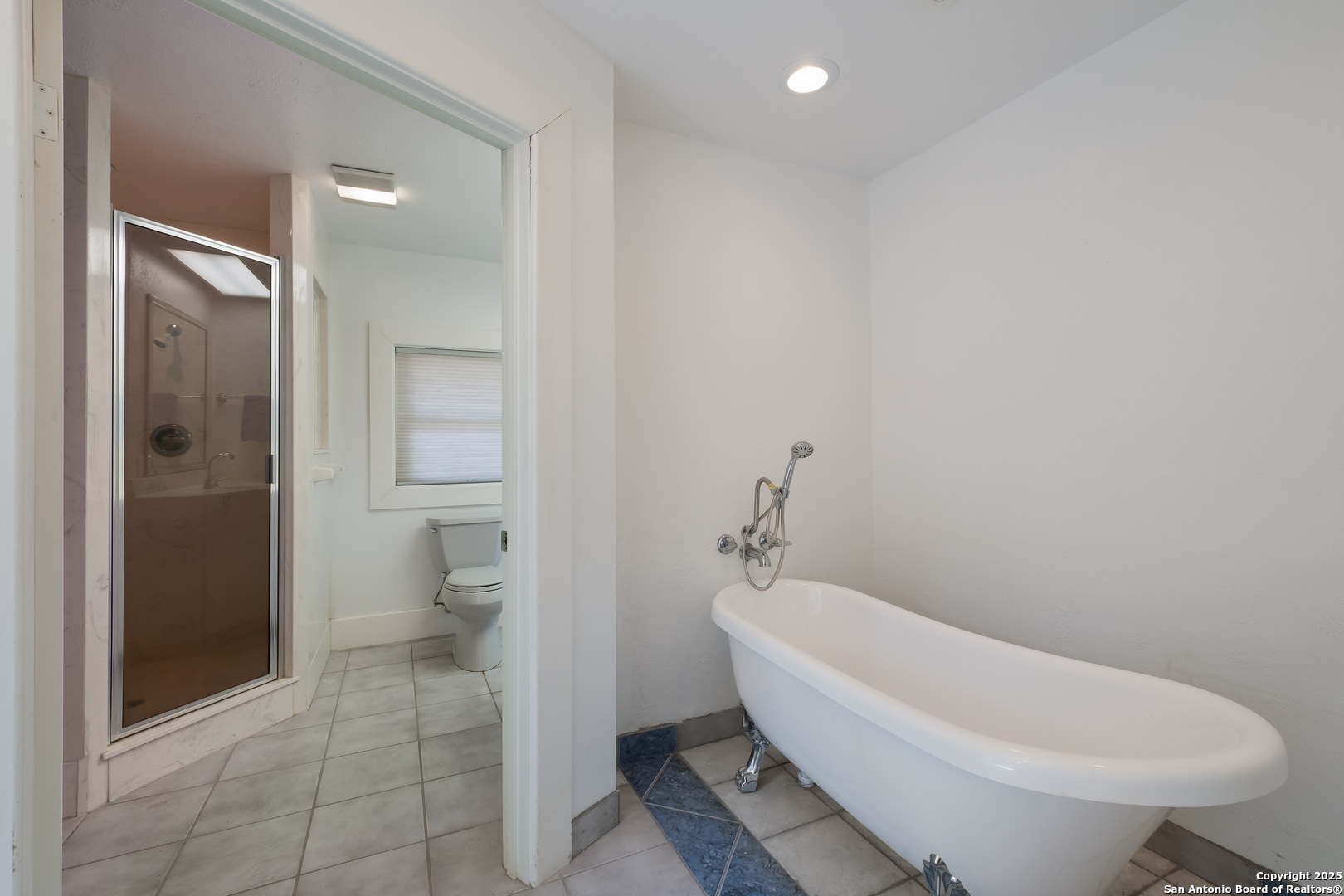 123 Serene Creek Ln