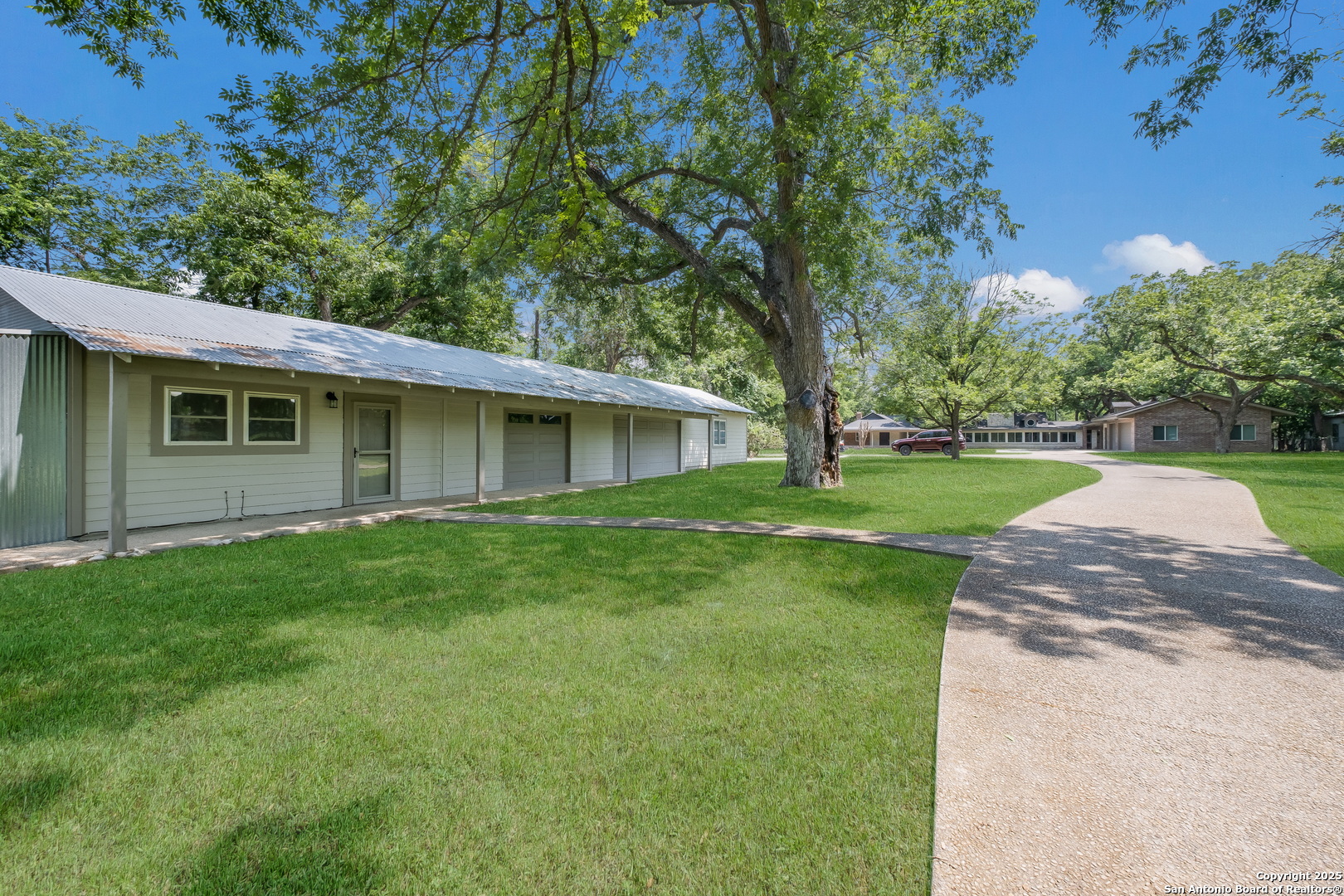 123 Serene Creek Ln