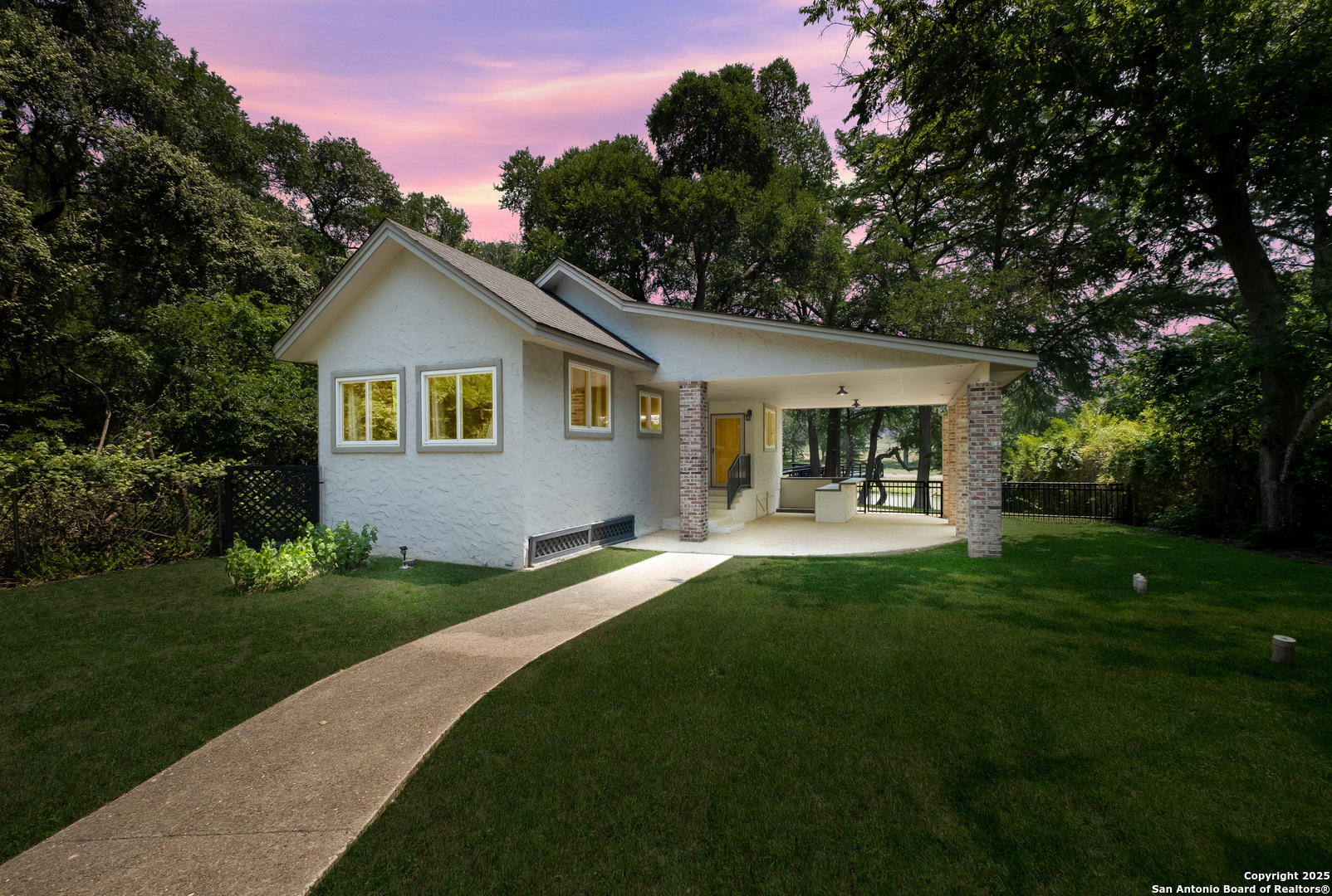 123 Serene Creek Ln