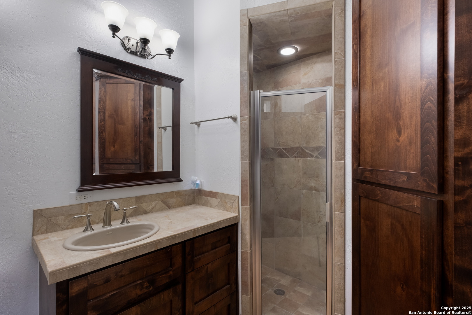 123 Serene Creek Ln
