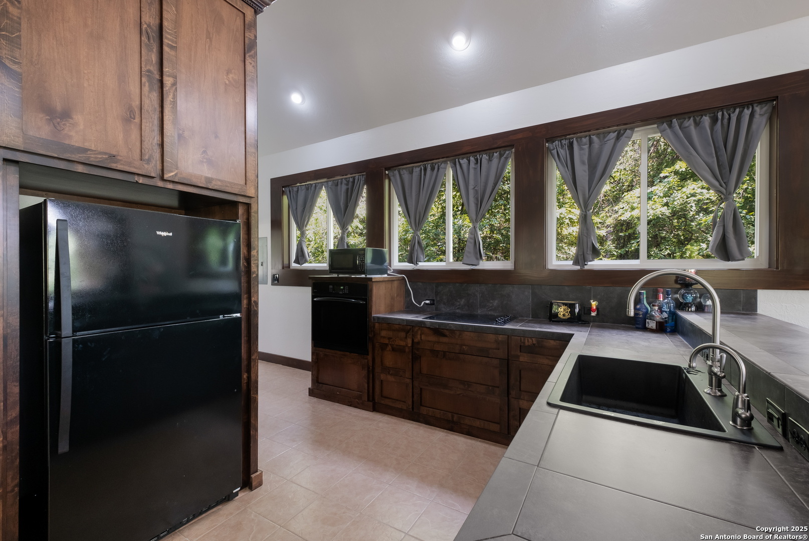 123 Serene Creek Ln