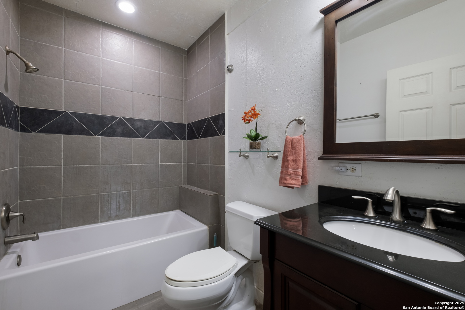 123 Serene Creek Ln