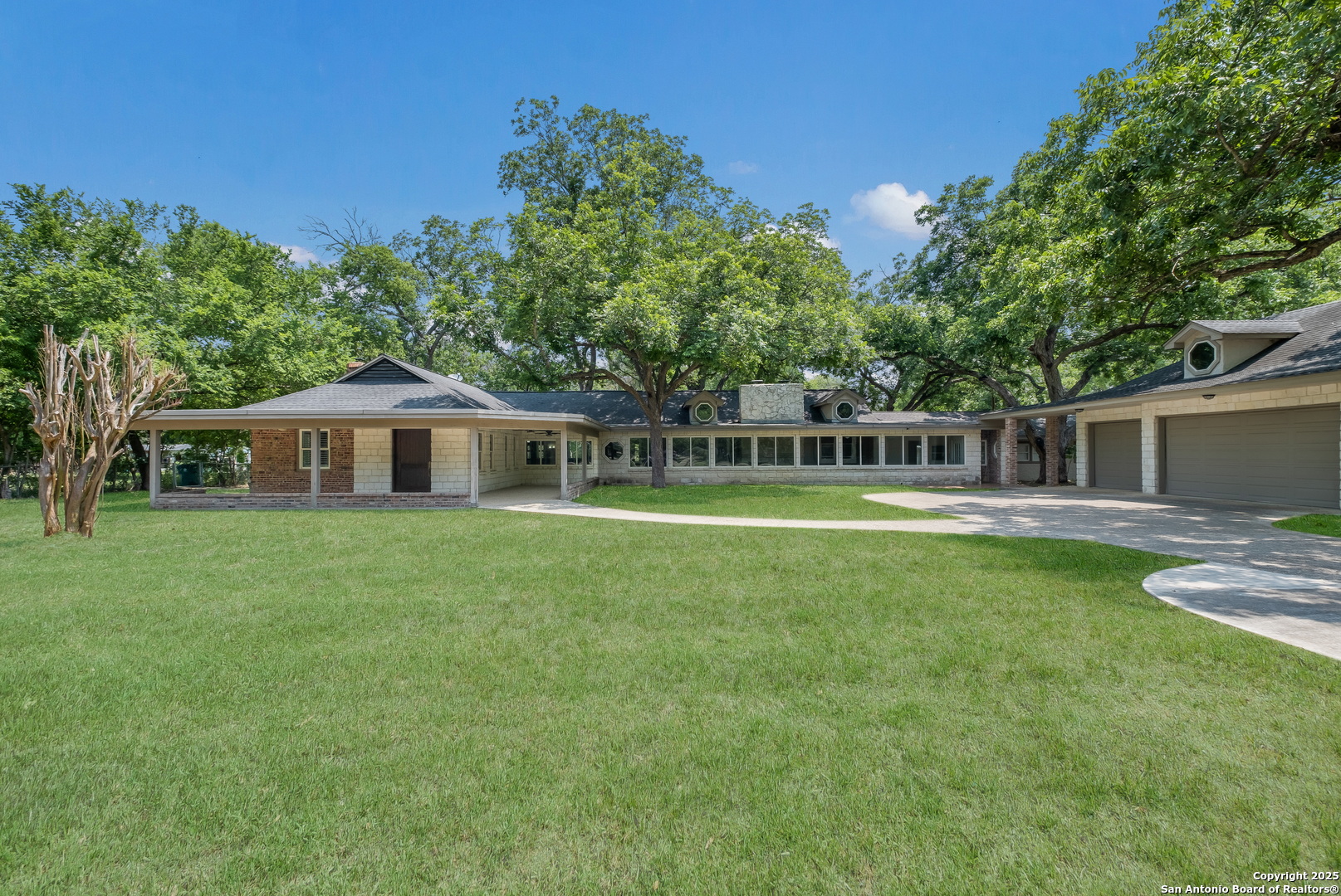 123 Serene Creek Ln