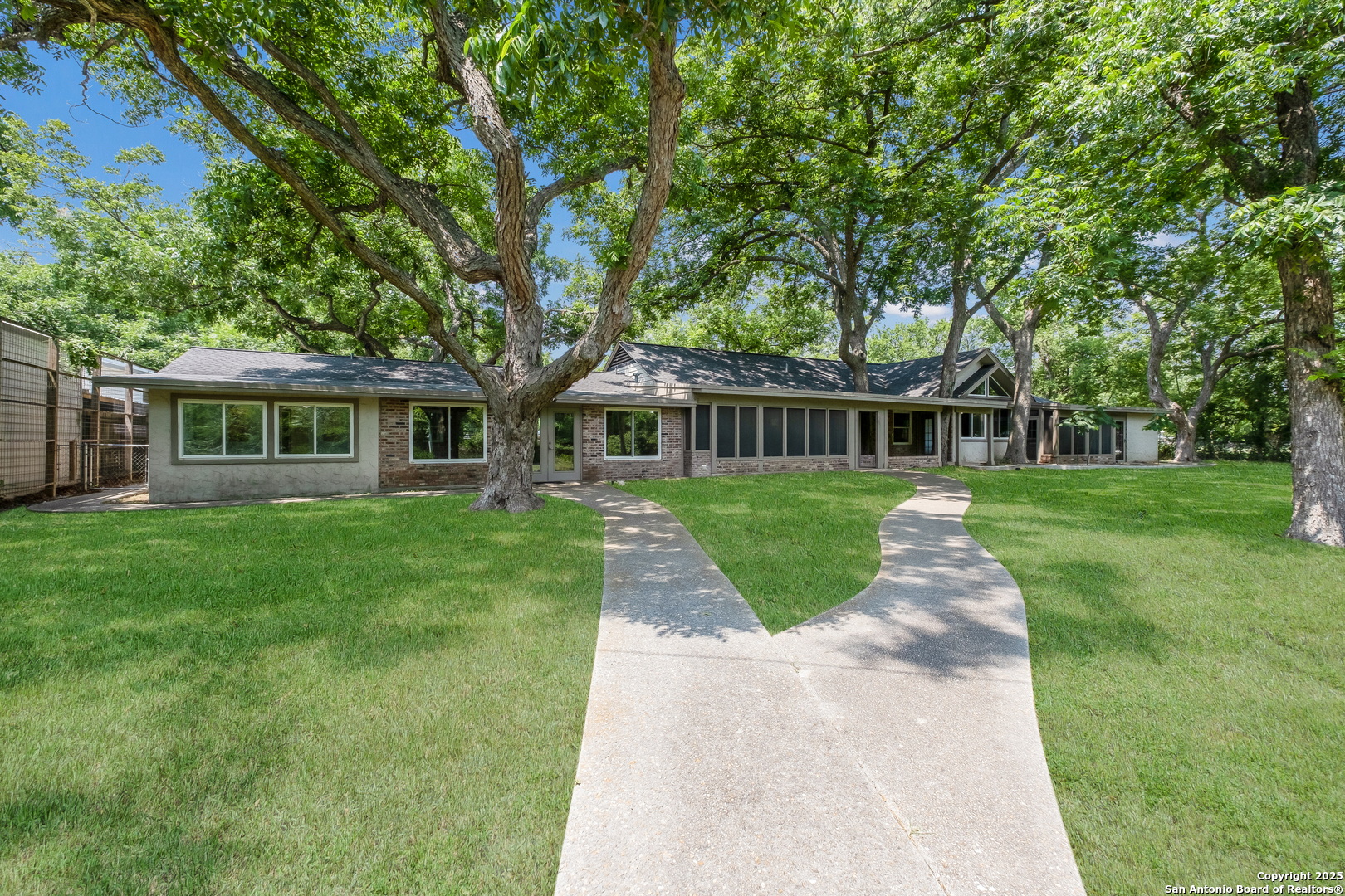 123 Serene Creek Ln