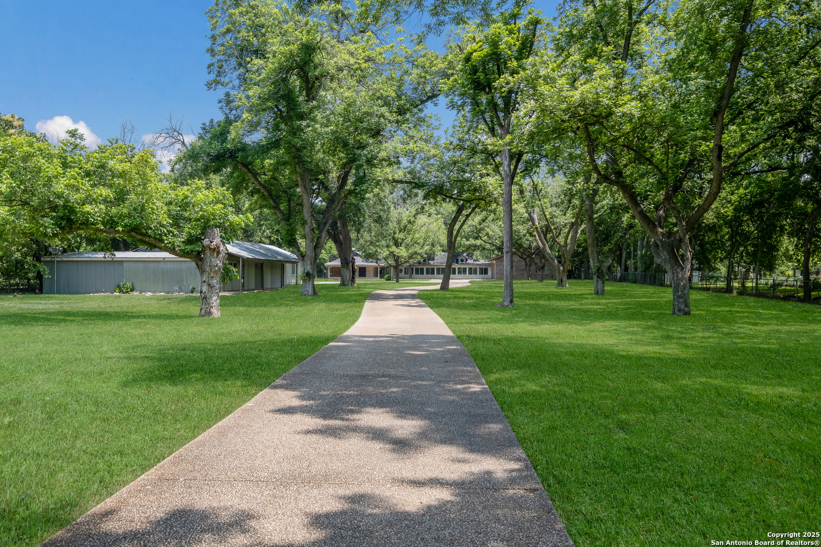 123 Serene Creek Ln