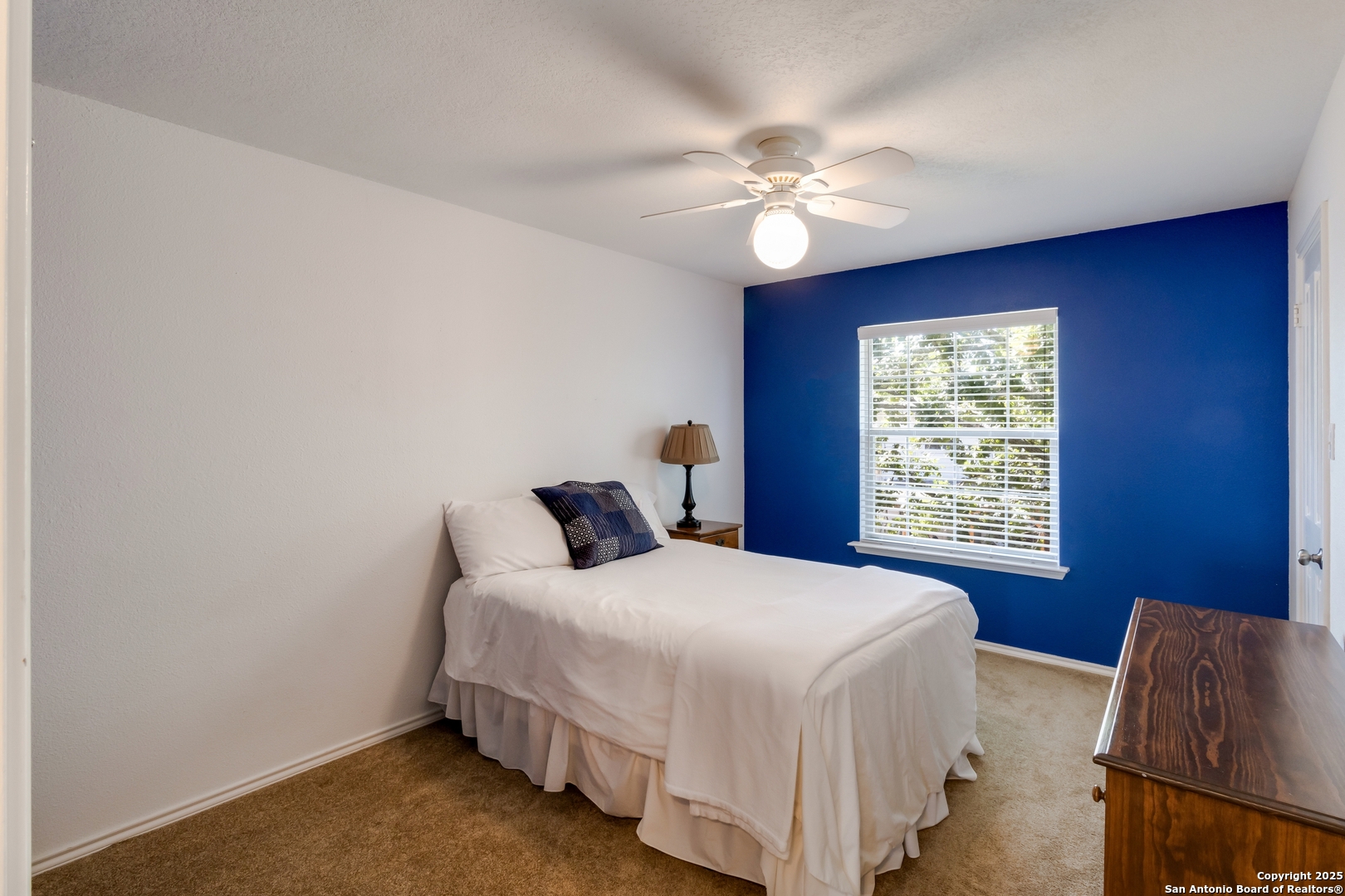 21712 Hyerwood