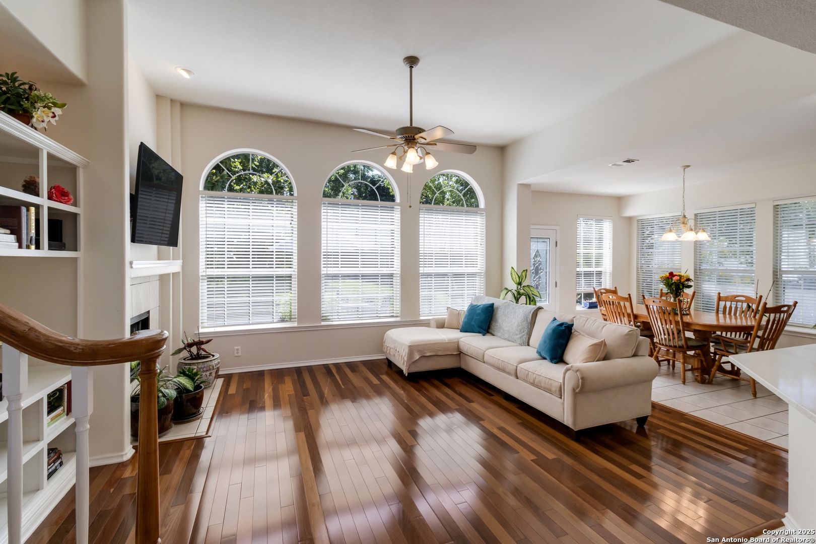 21712 Hyerwood