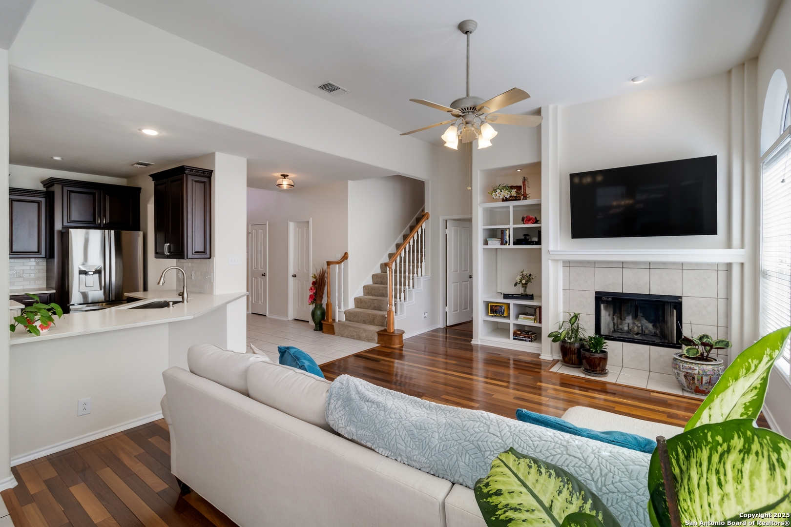 21712 Hyerwood