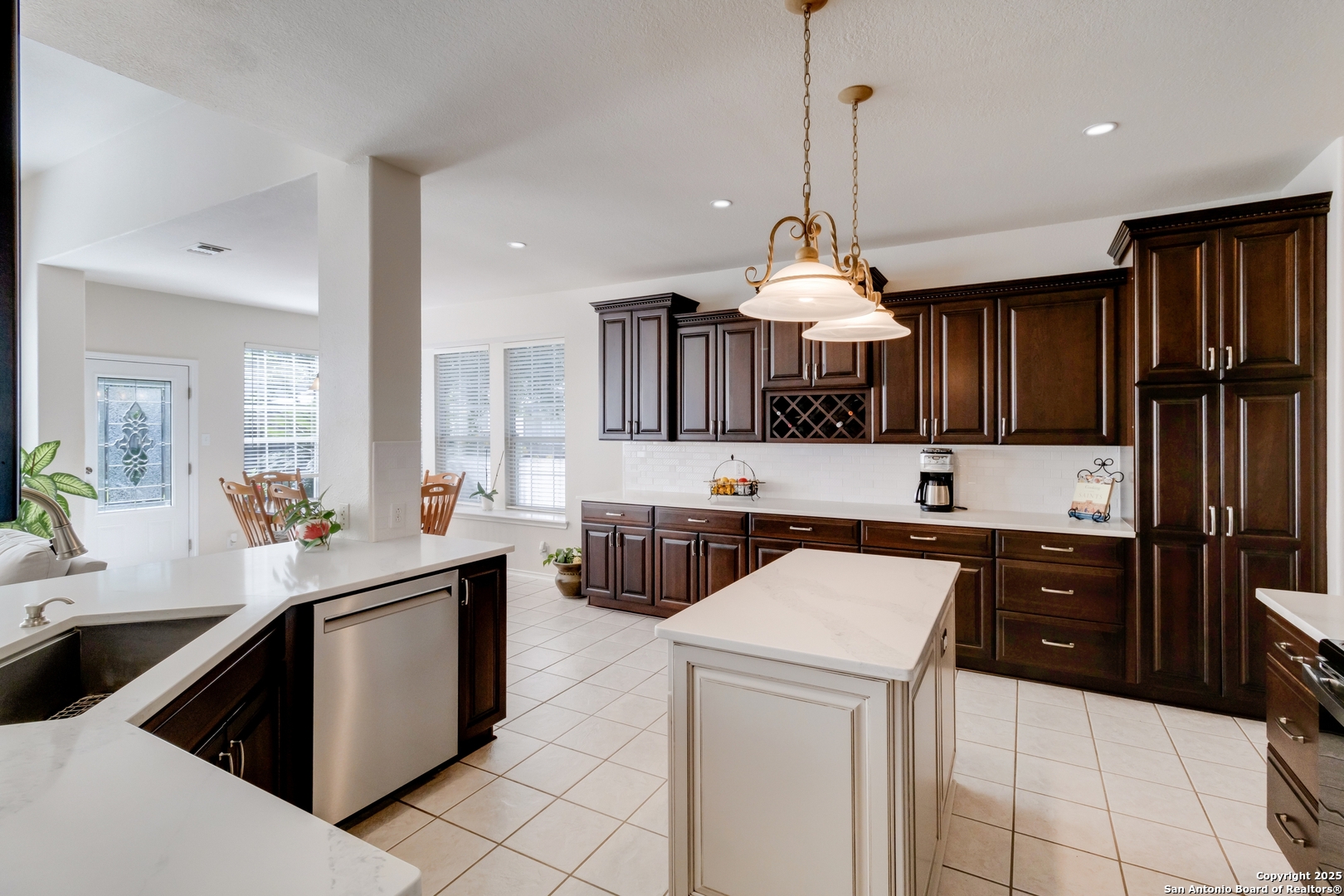 21712 Hyerwood