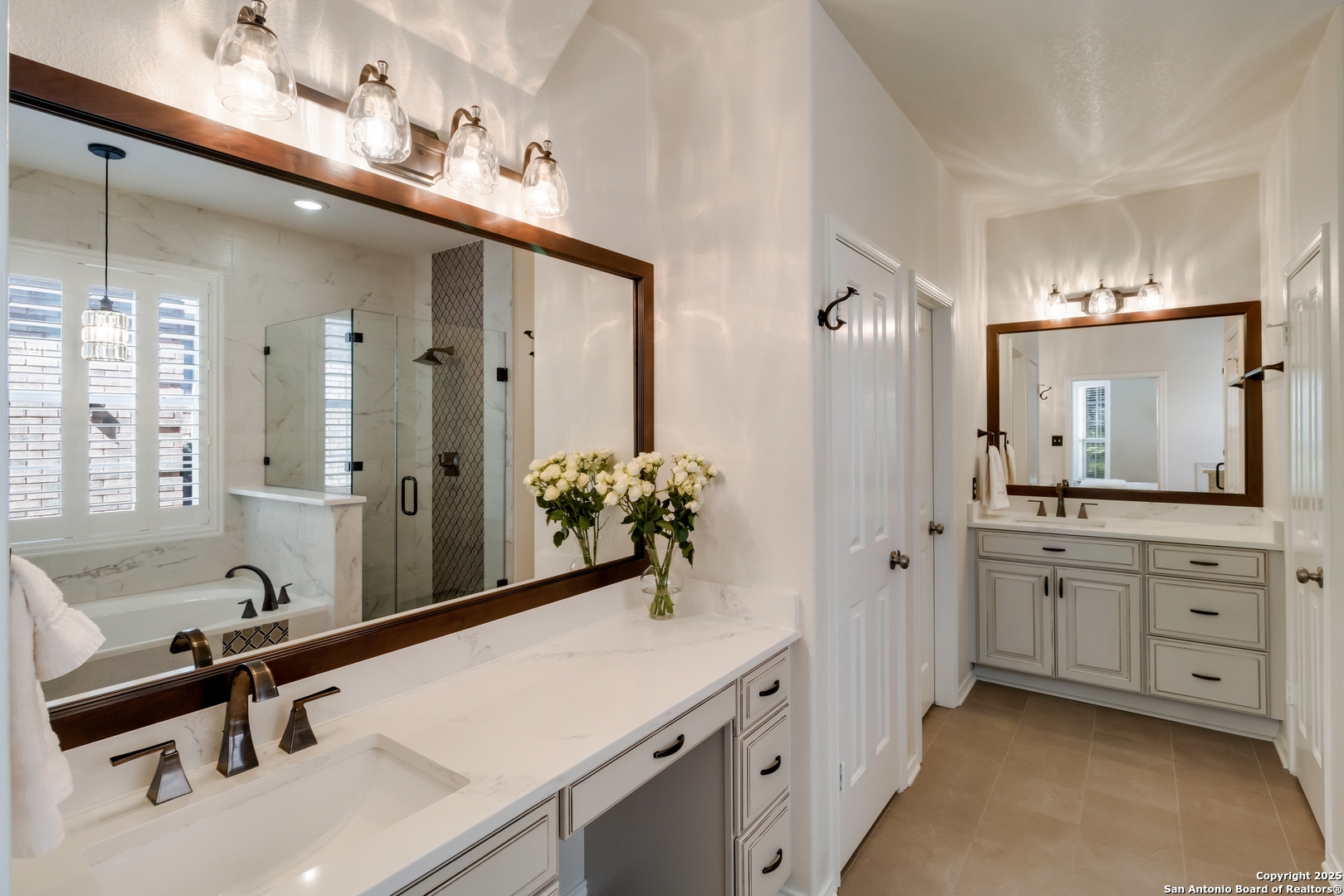 21712 Hyerwood