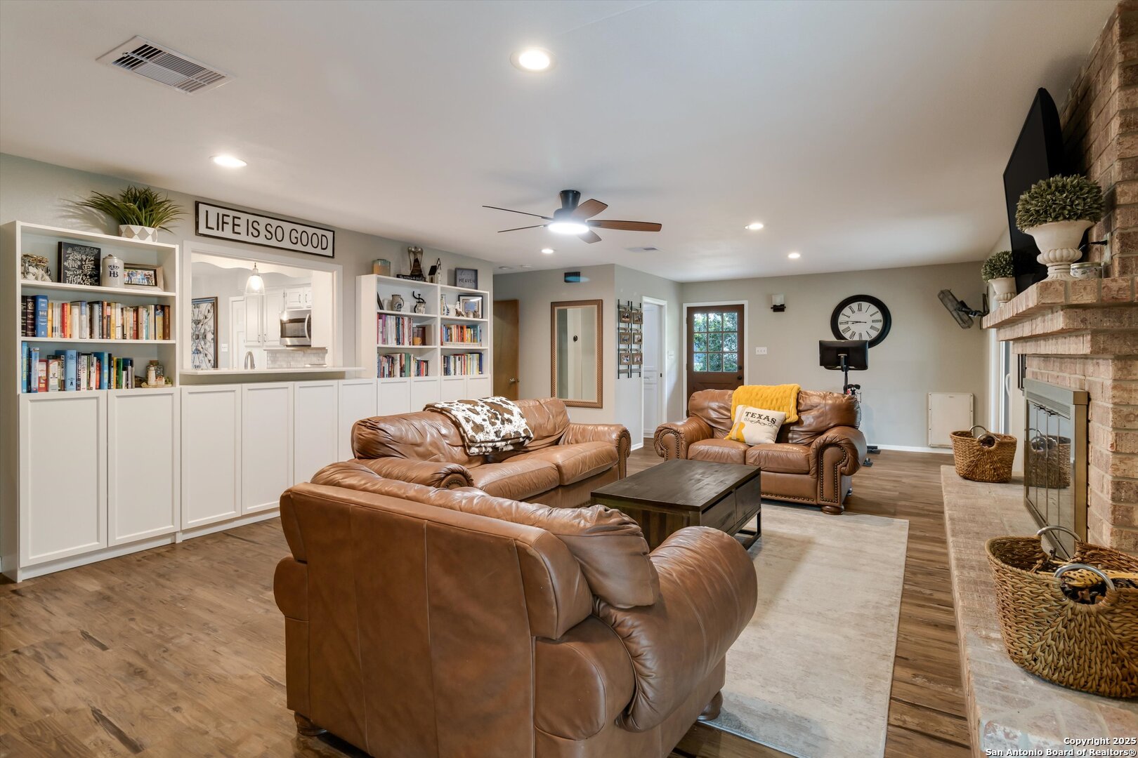 14310 Oak Shadows