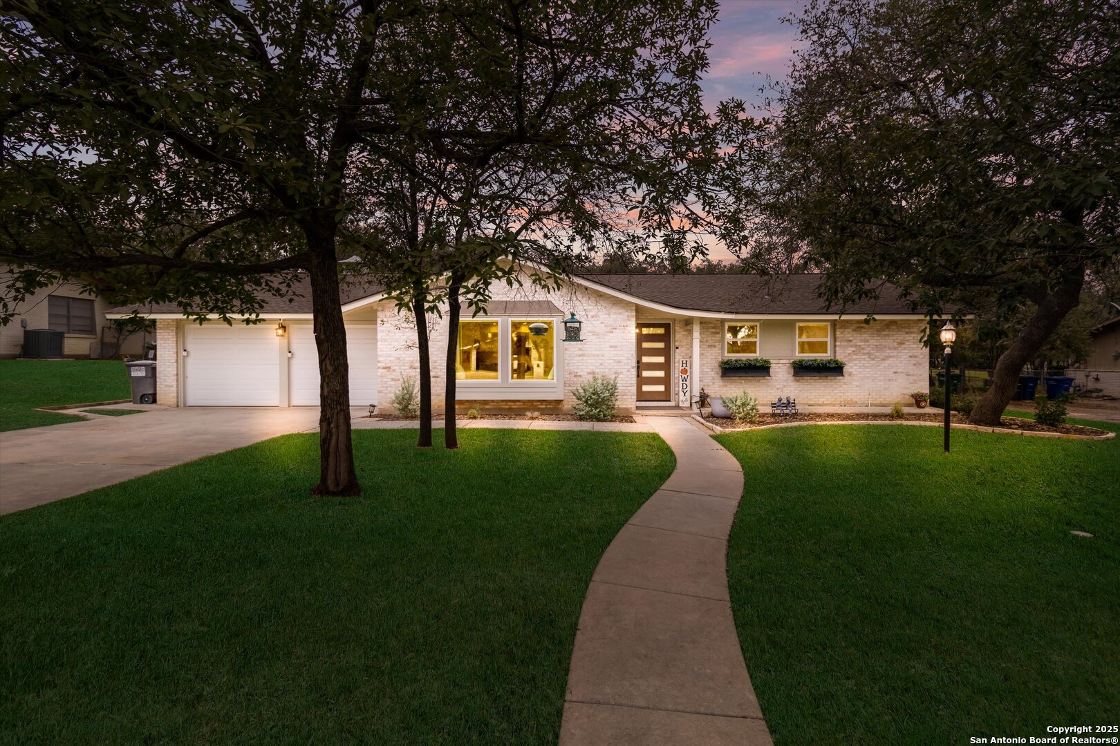 14310 Oak Shadows