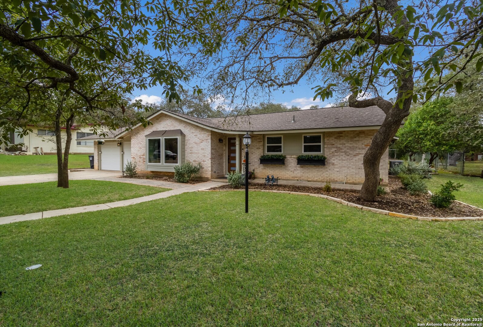 14310 Oak Shadows