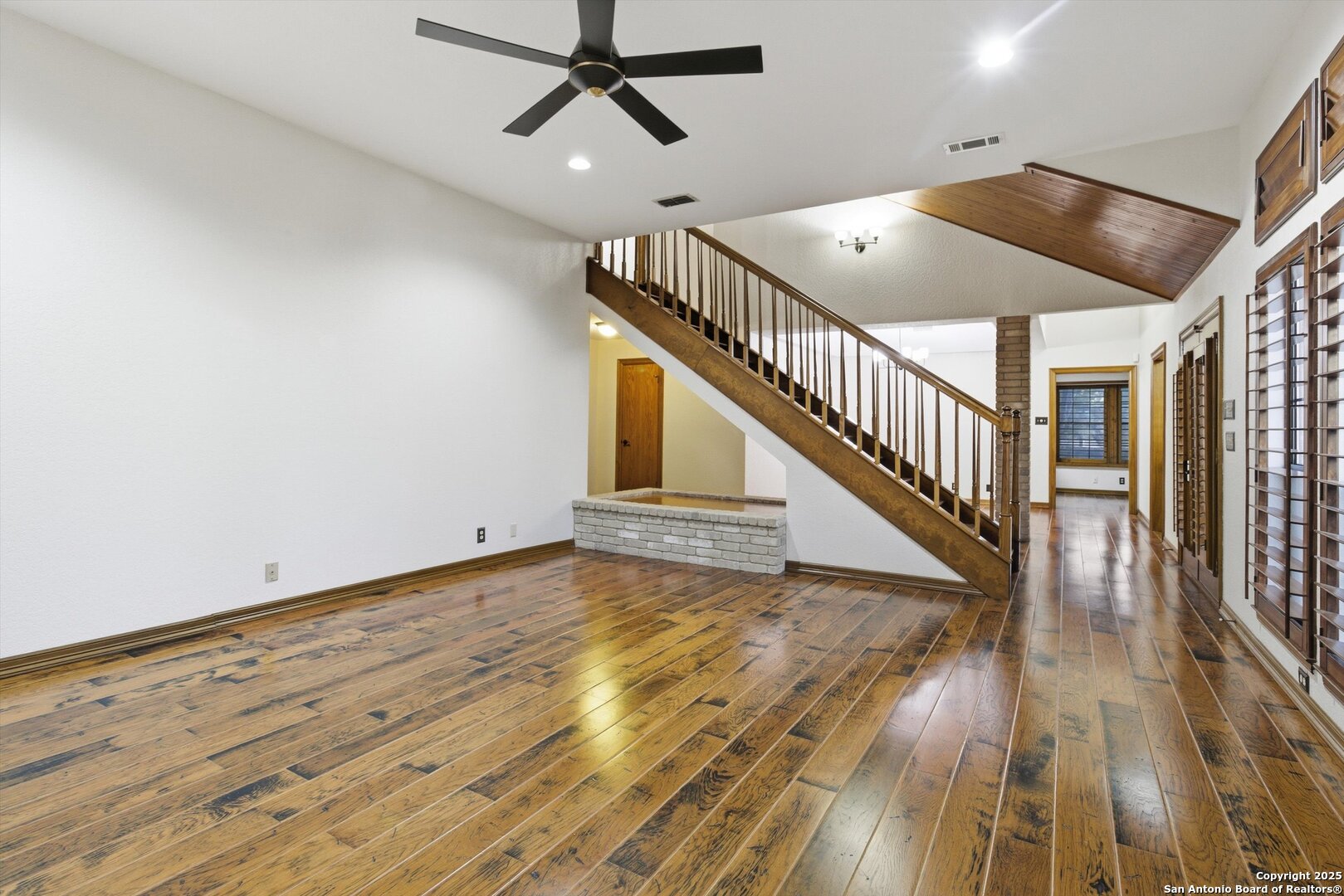 9235 Bent Elm Creek