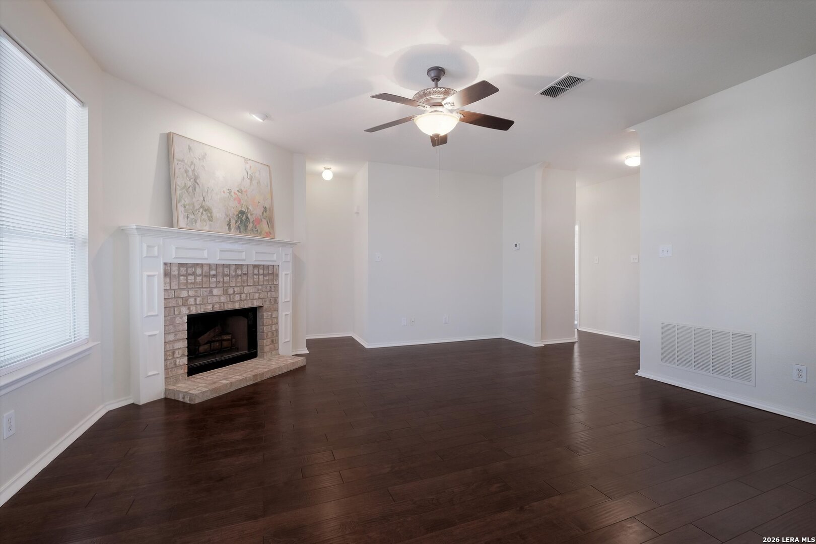 15315 Spring Land