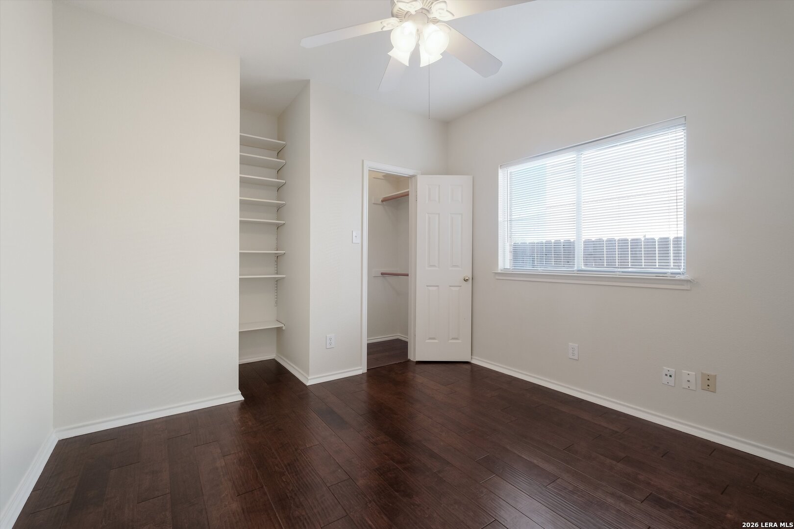 15315 Spring Land