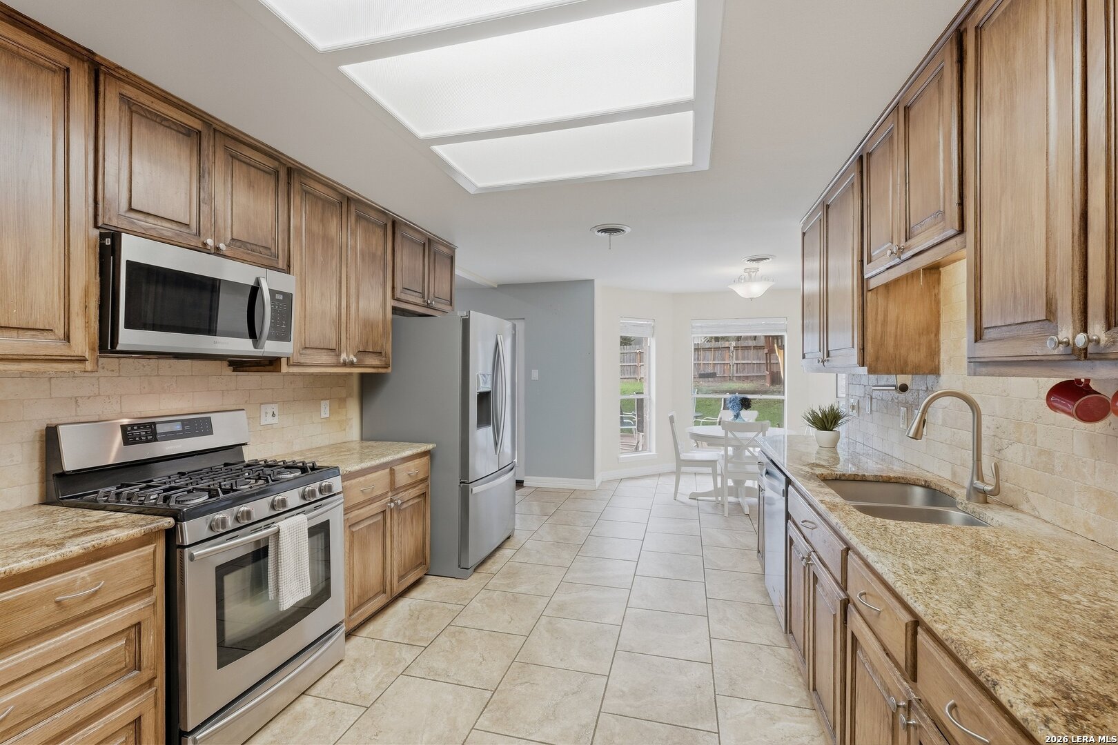 2206 Deerfield Wood