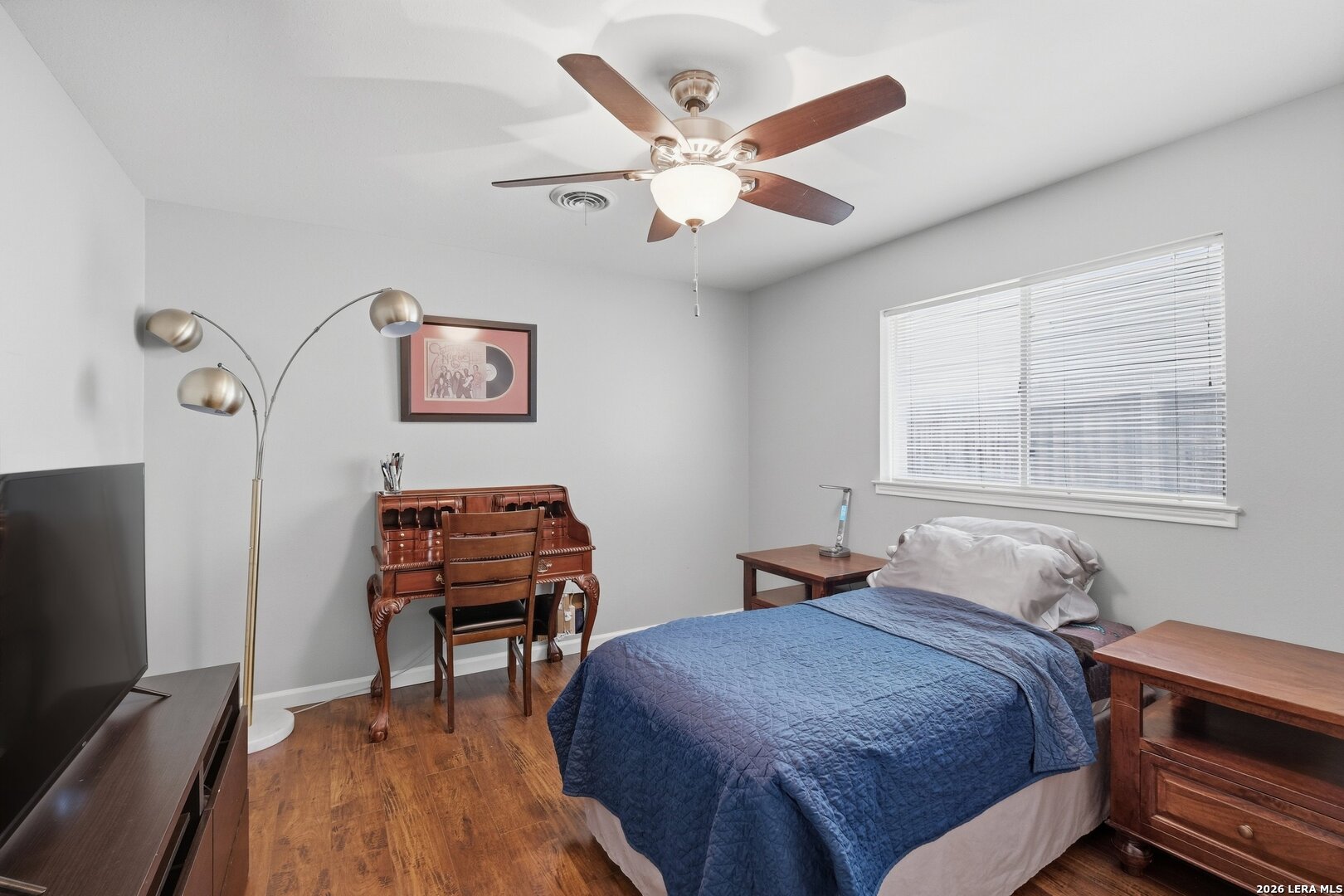 2206 Deerfield Wood