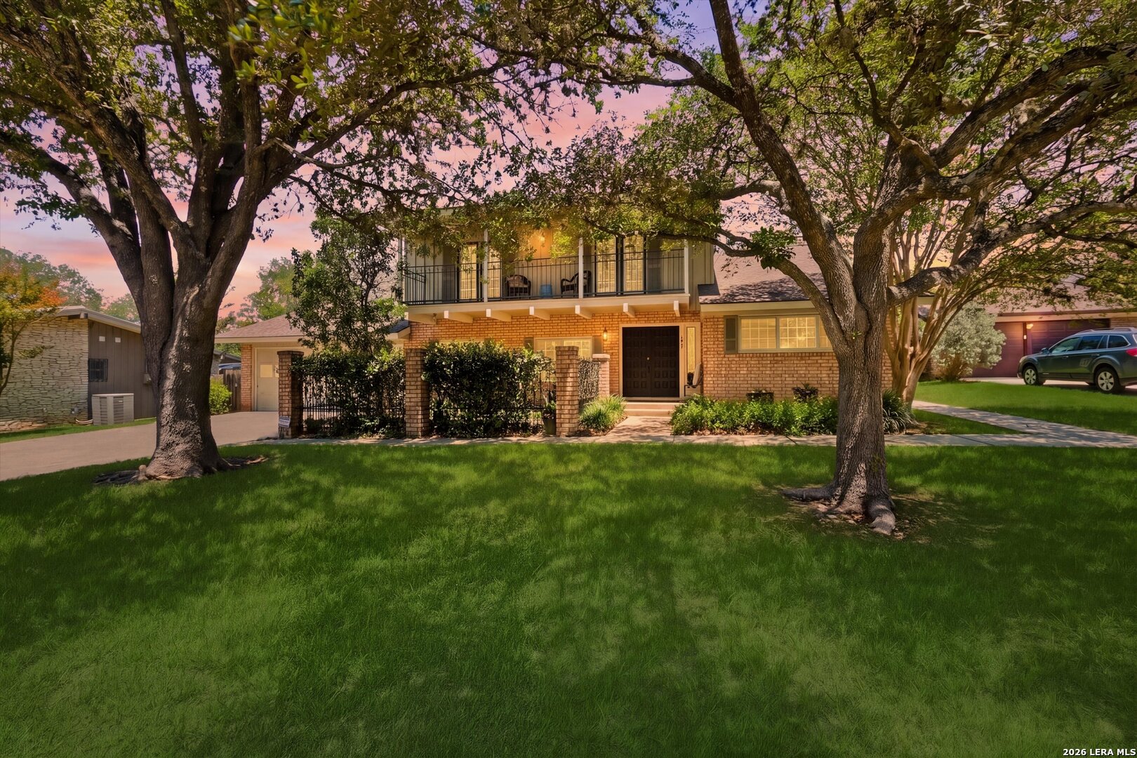 407 FANTASIA ST