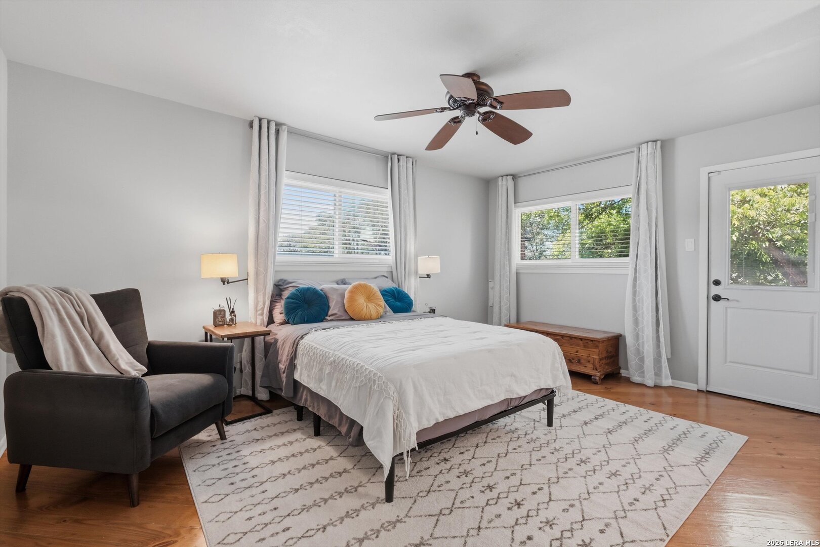 407 FANTASIA ST