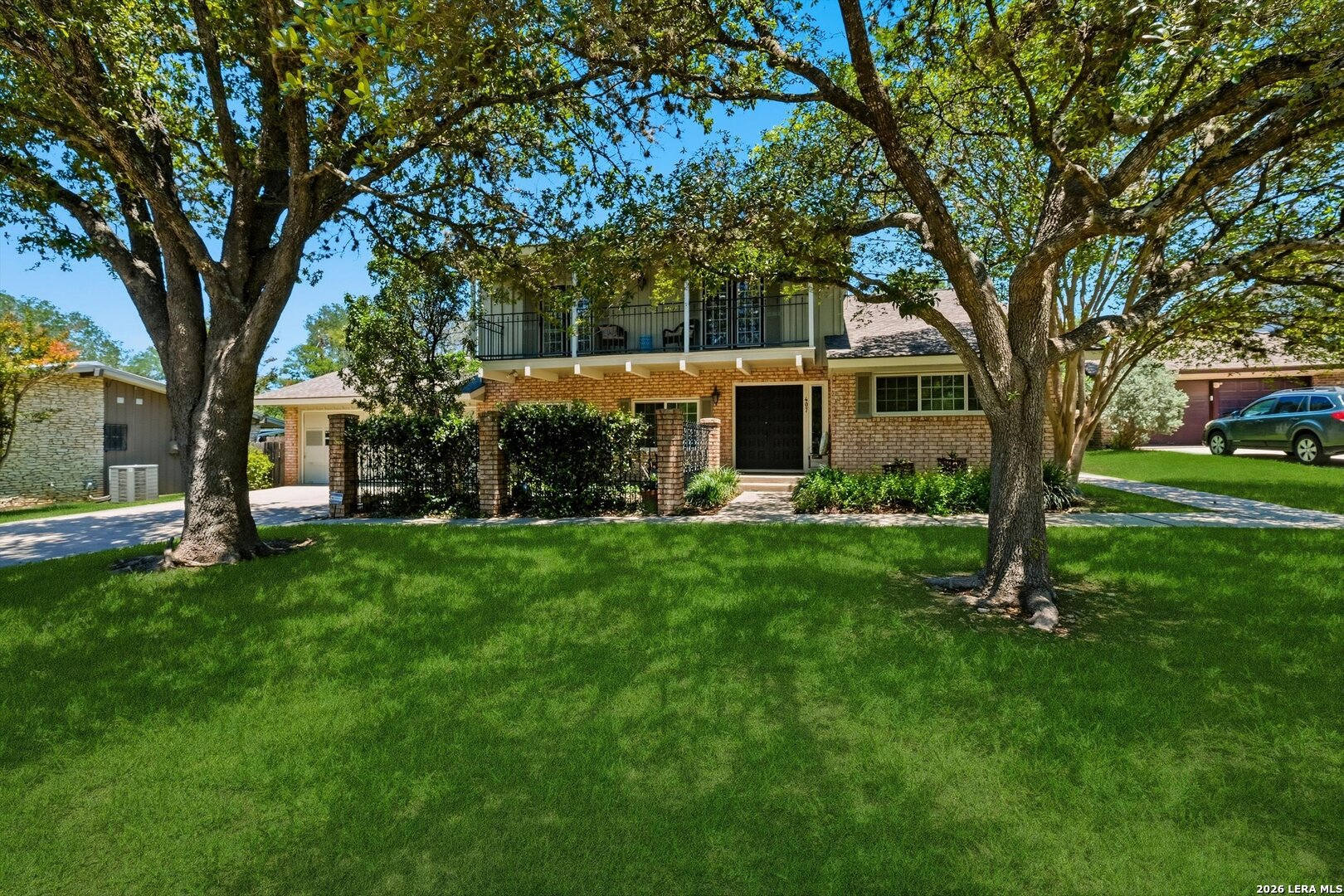 407 FANTASIA ST
