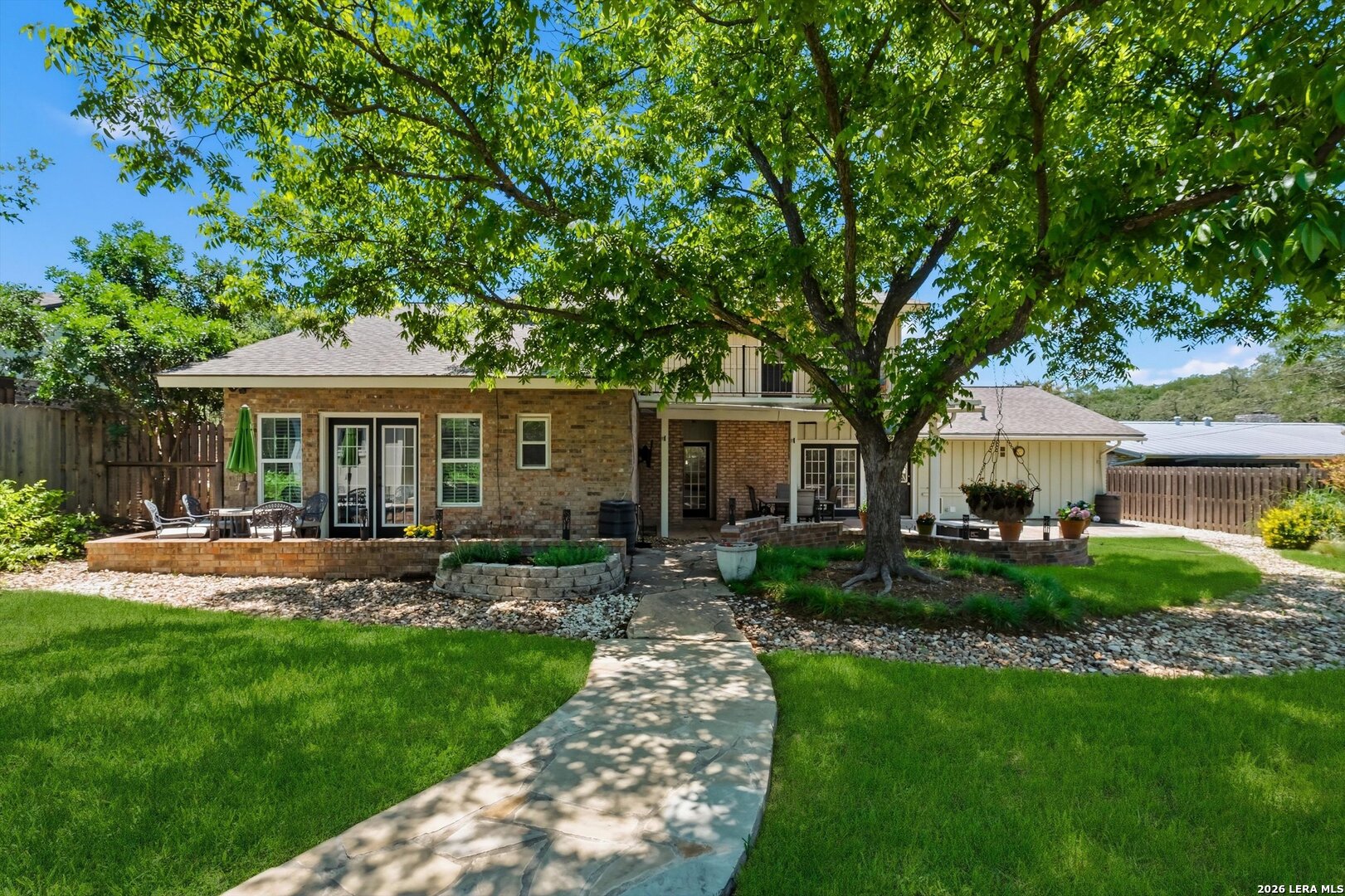 407 FANTASIA ST