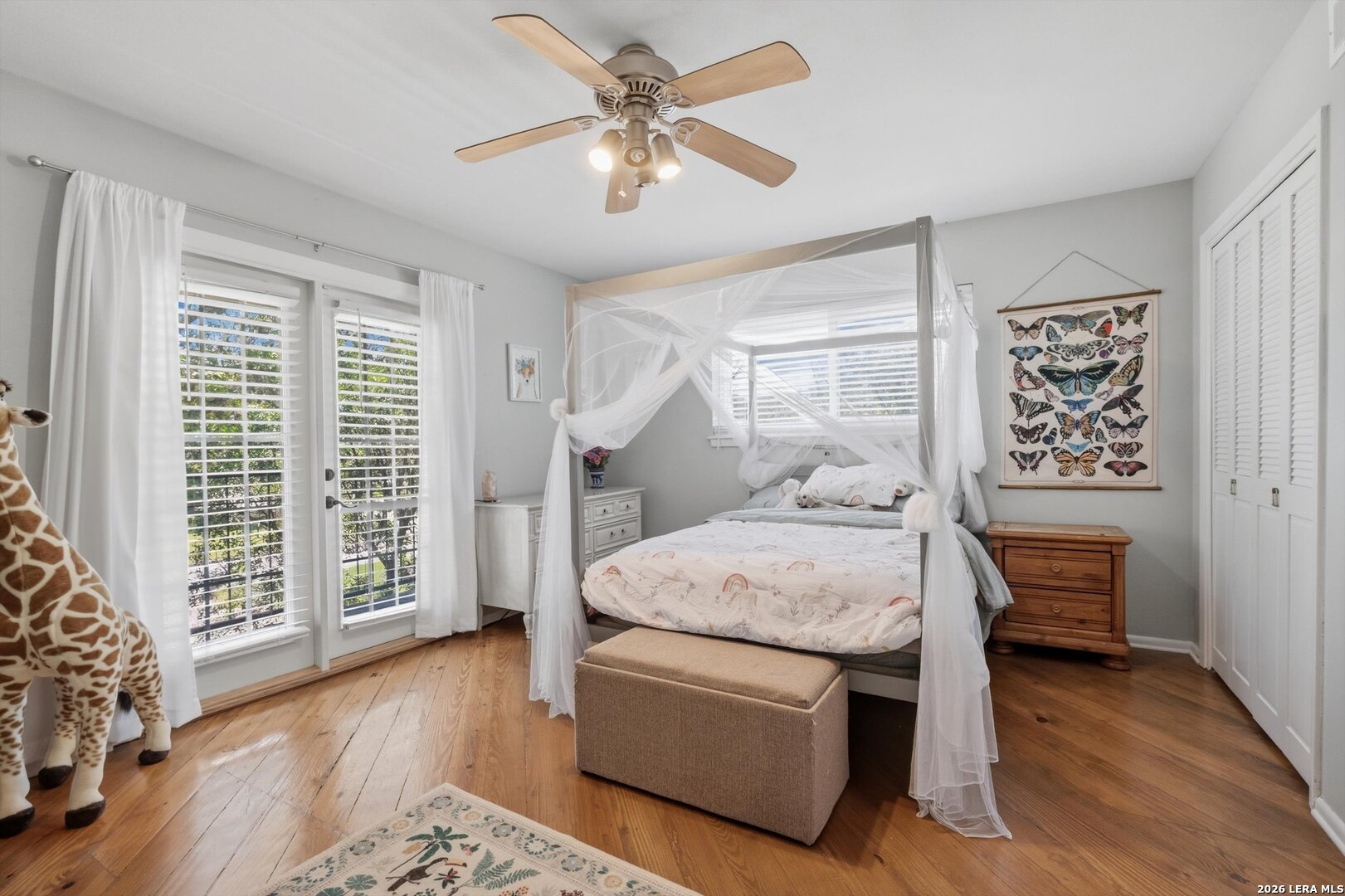 407 FANTASIA ST