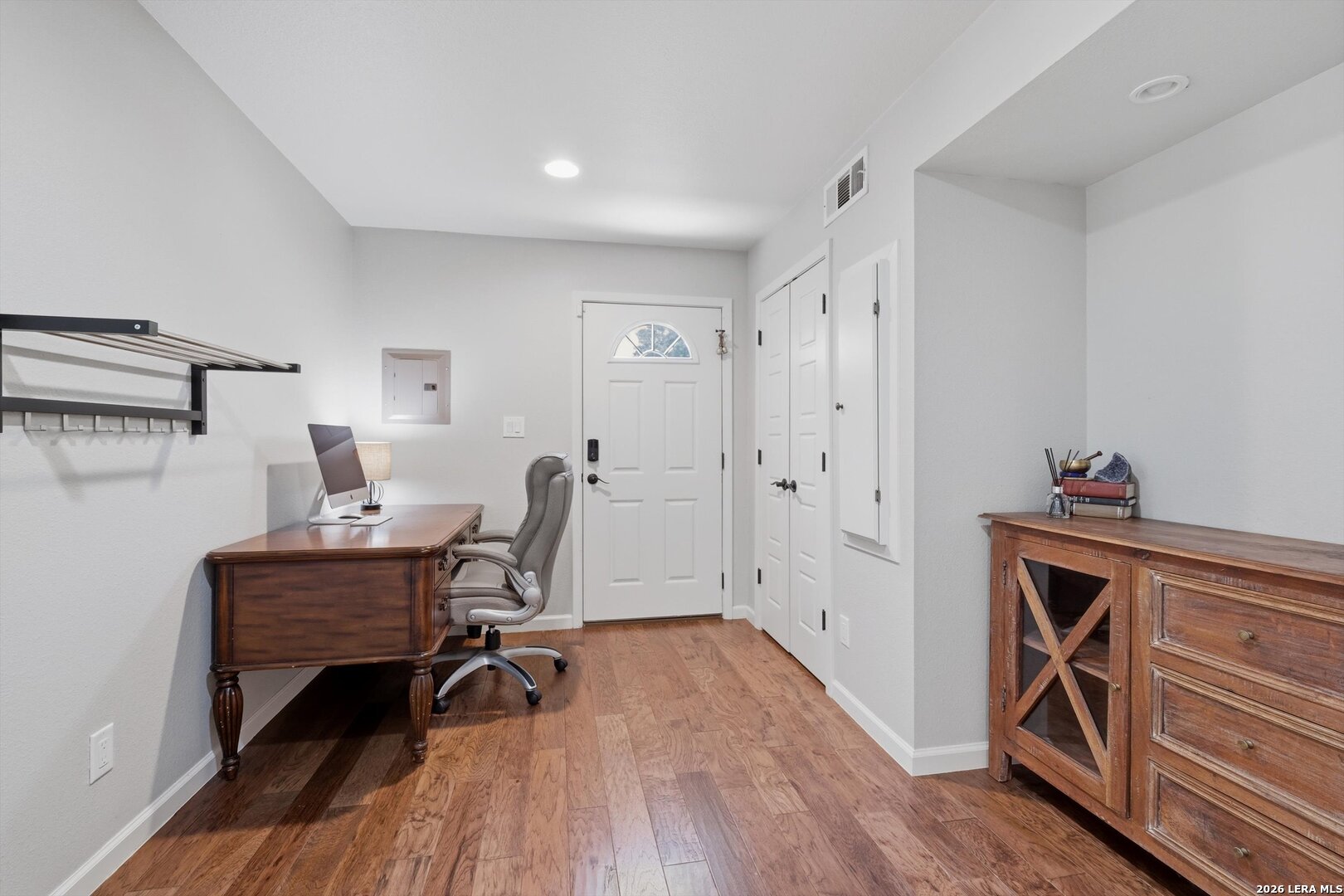 407 FANTASIA ST