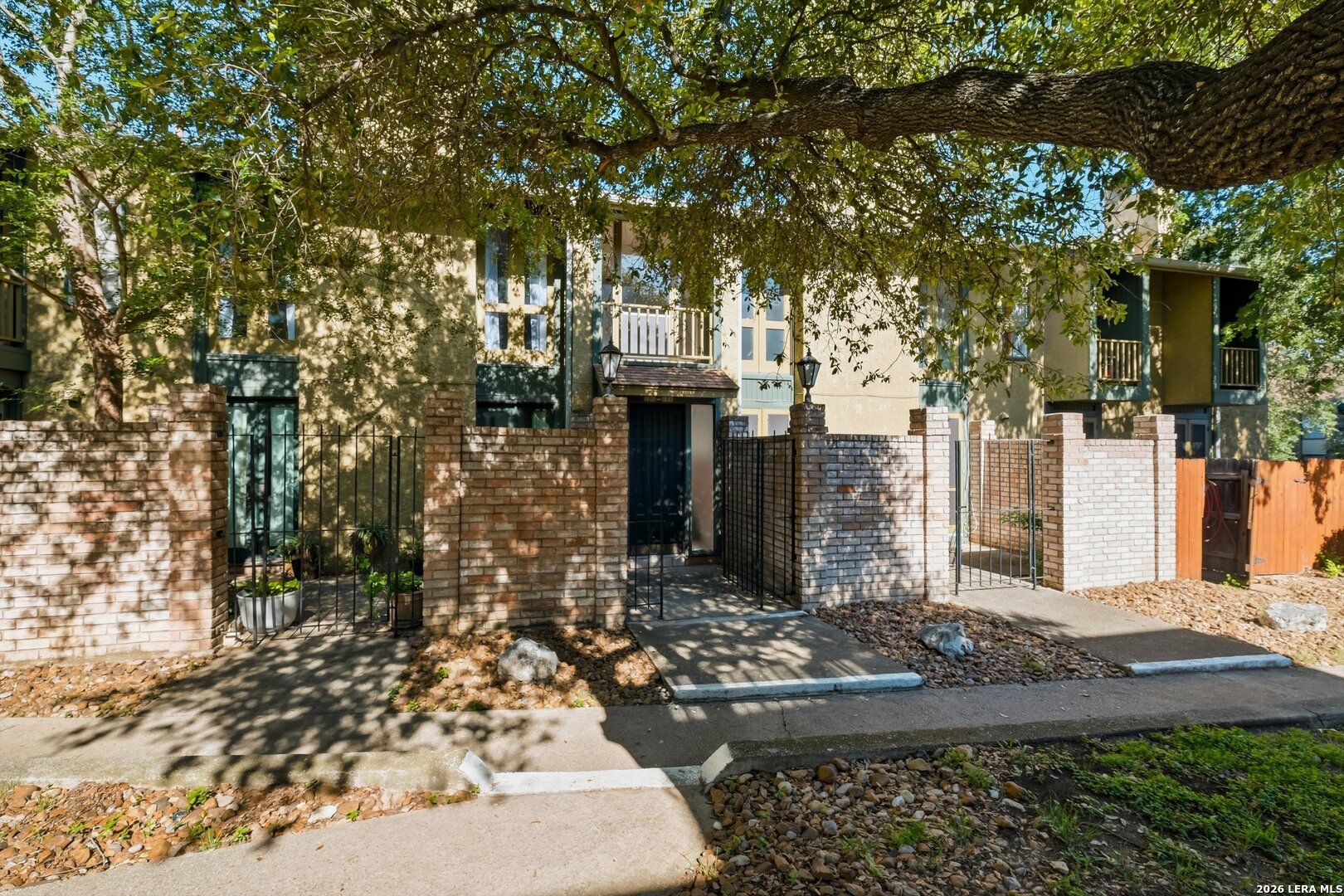 3678 Hidden Dr Unit: 101