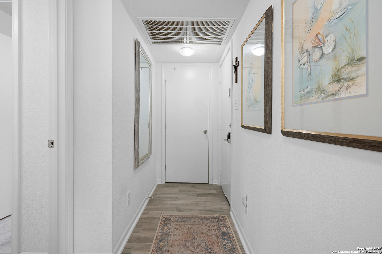 706 LAUDERDALE DR Unit: 706