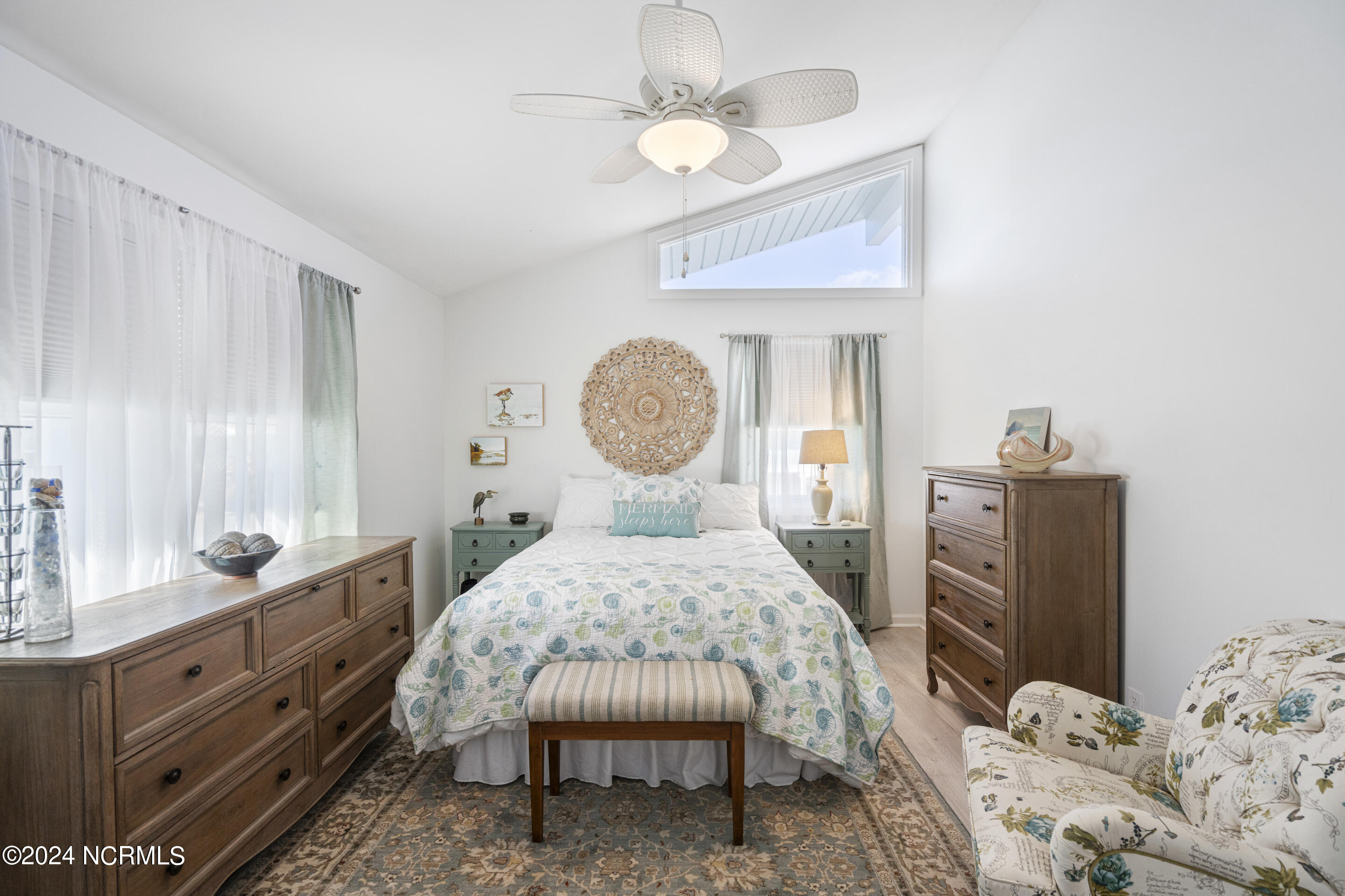 1310 N Topsail Drive