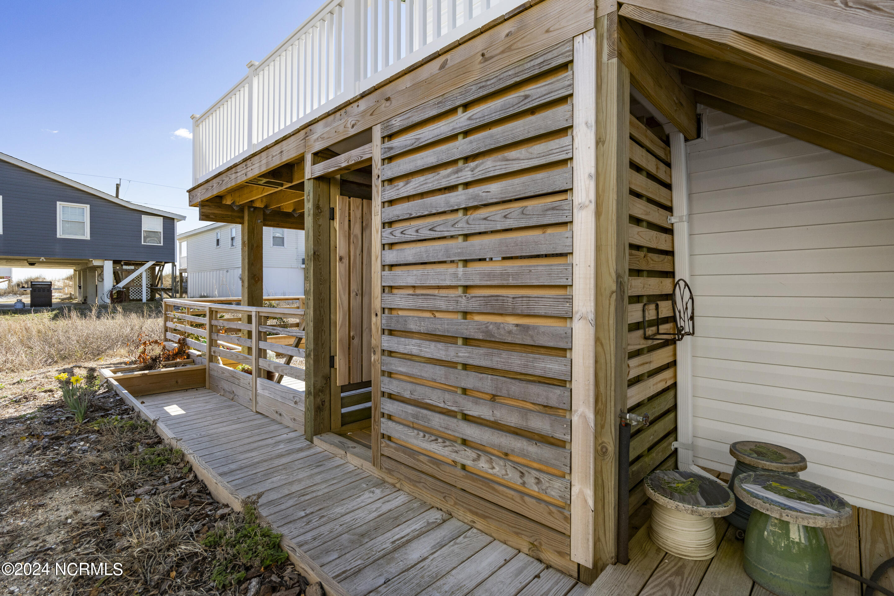 1310 N Topsail Drive