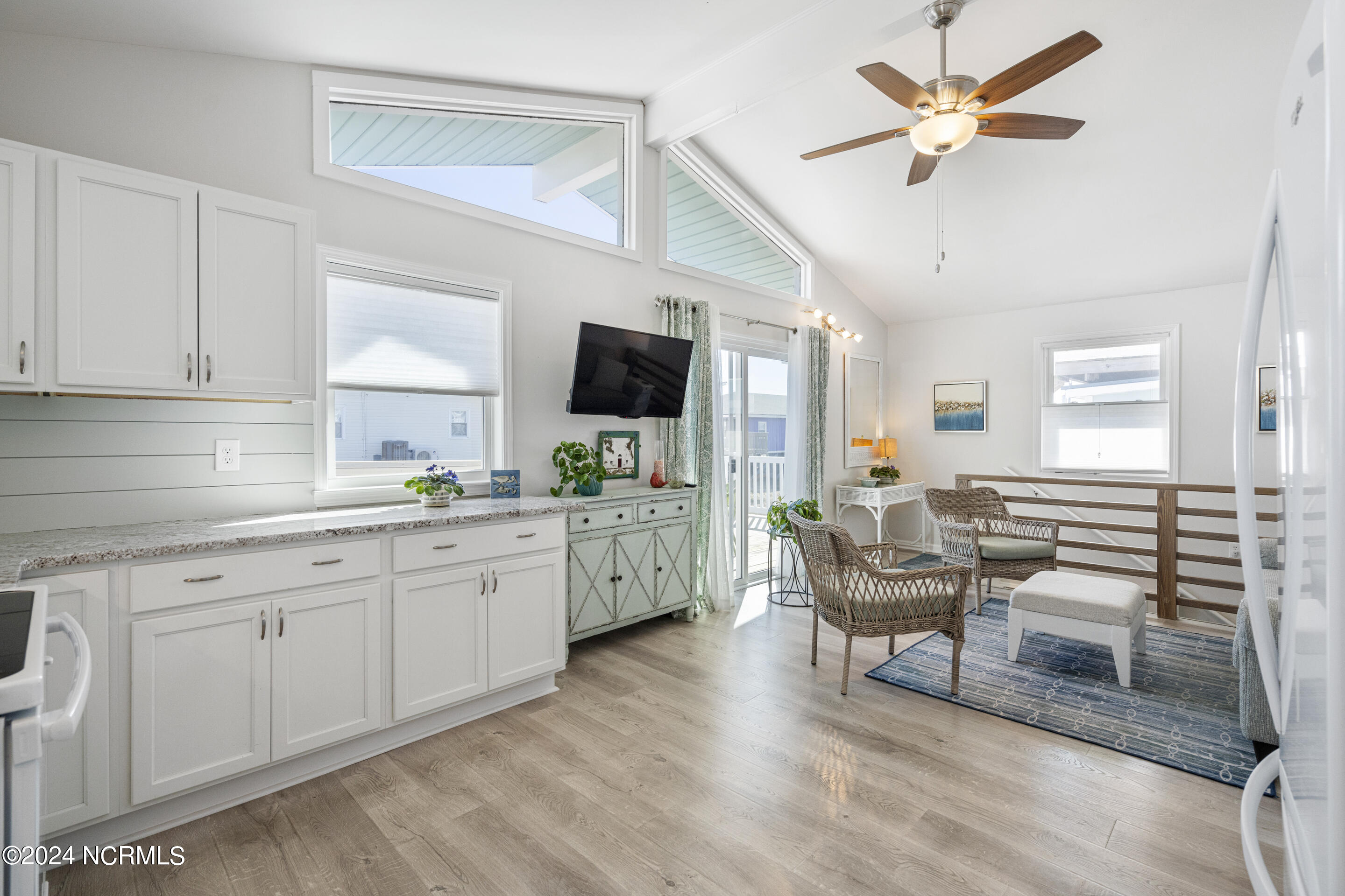 1310 N Topsail Drive