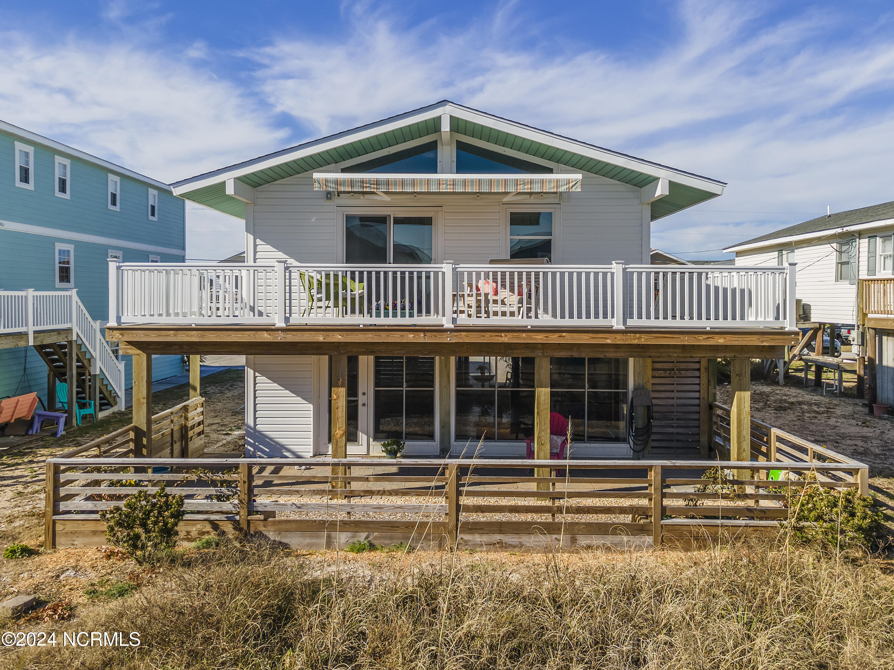 1310 N Topsail Drive