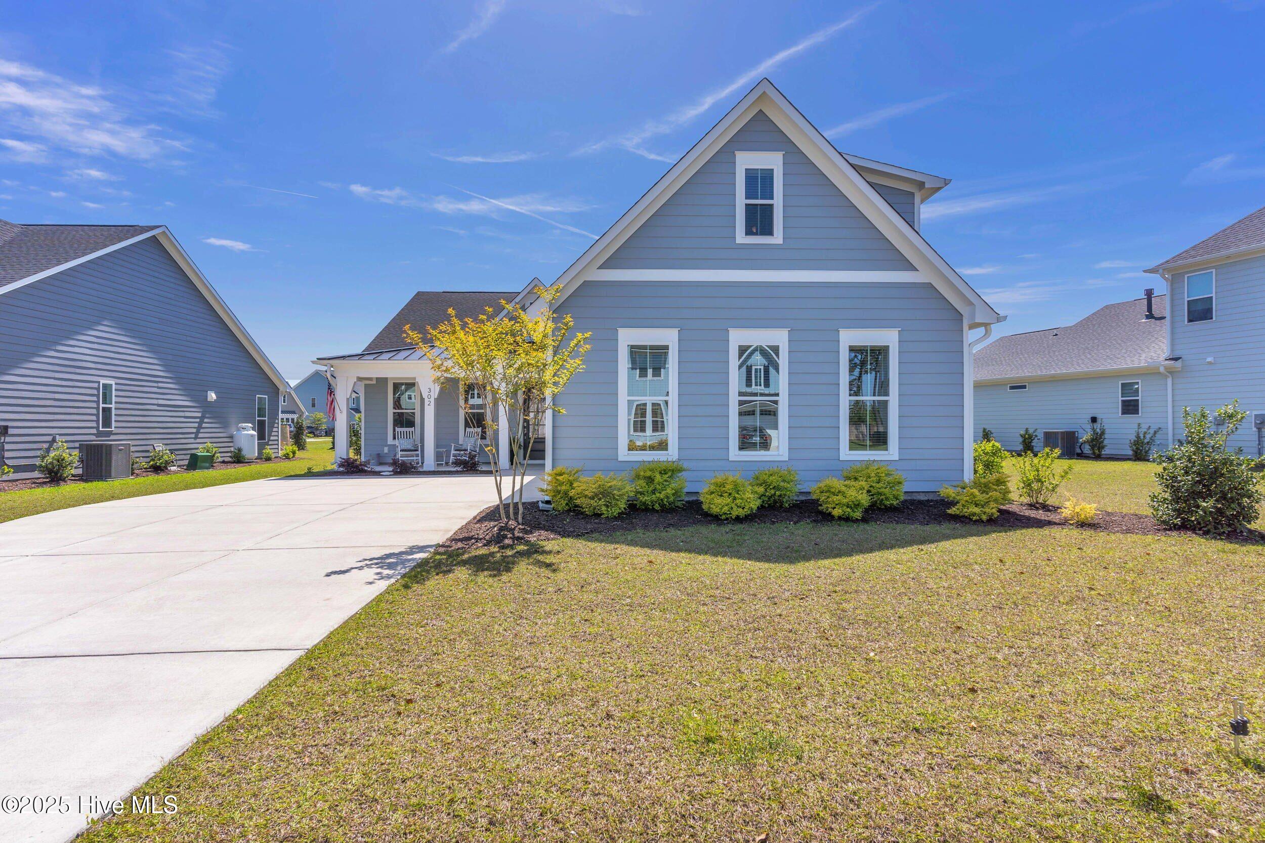 302 Sailor Sky Way, 414