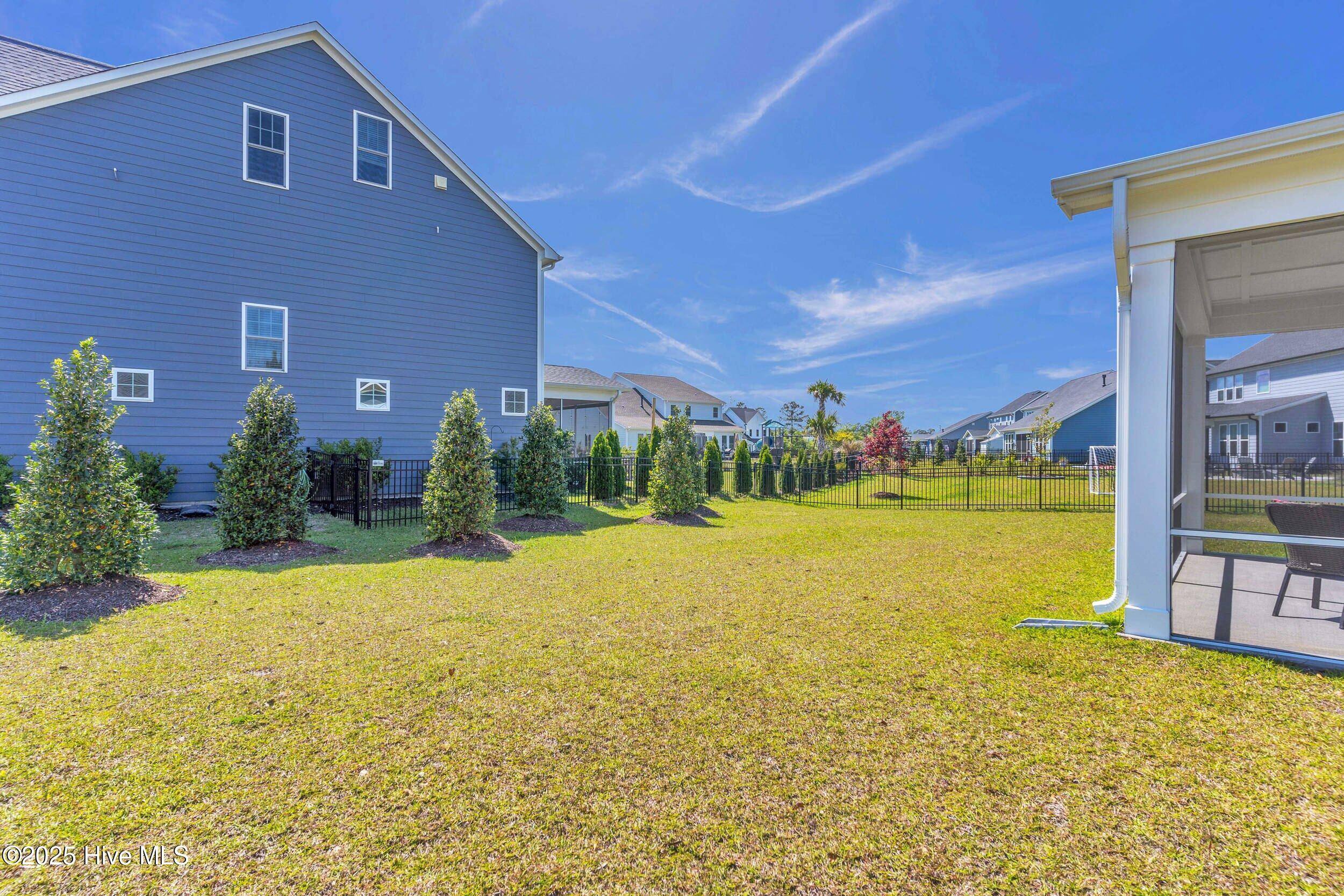 302 Sailor Sky Way, 414