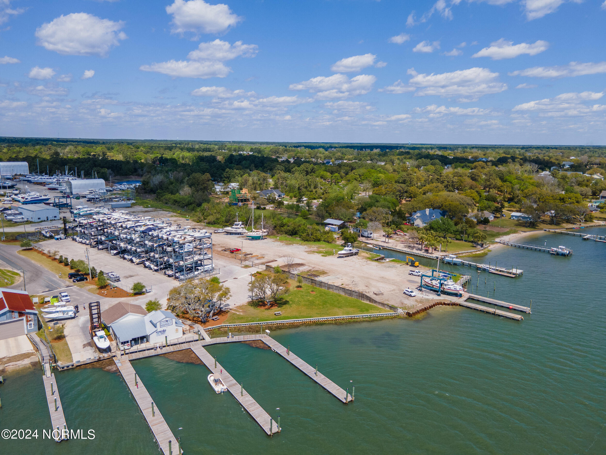 302 Sailor Sky Way, 414