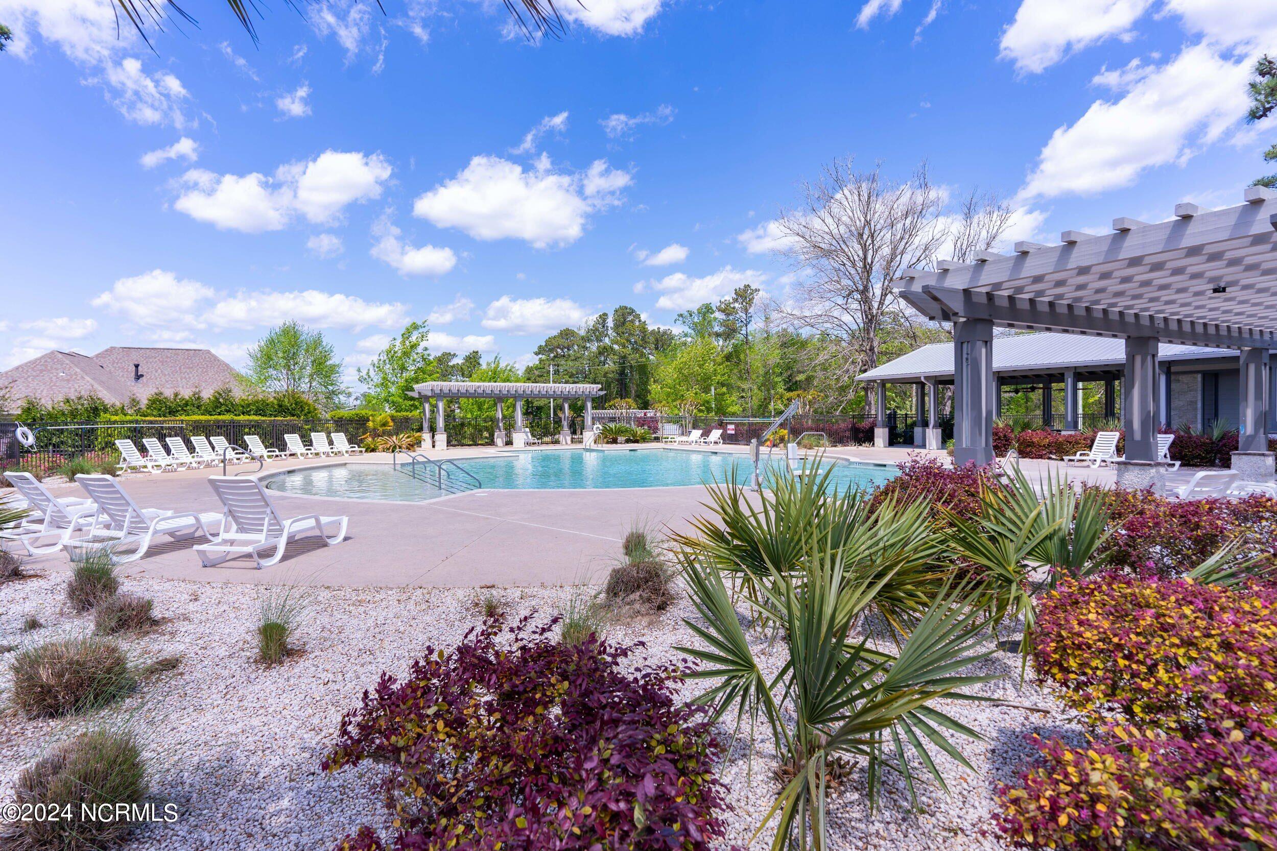 302 Sailor Sky Way, 414