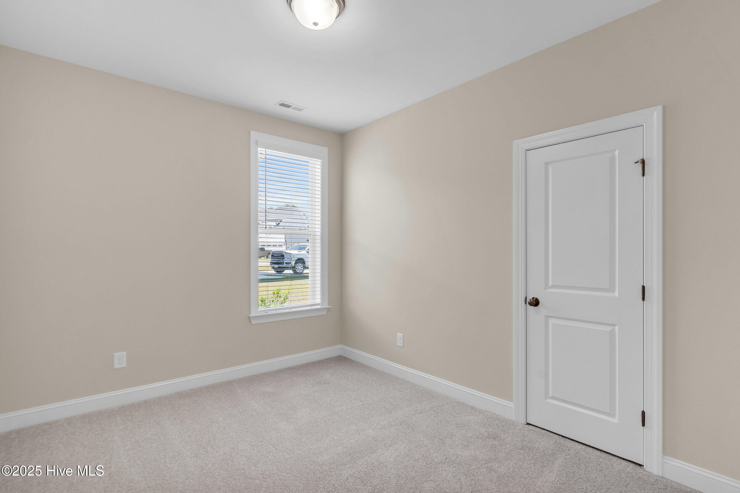 302 Sailor Sky Way, 414