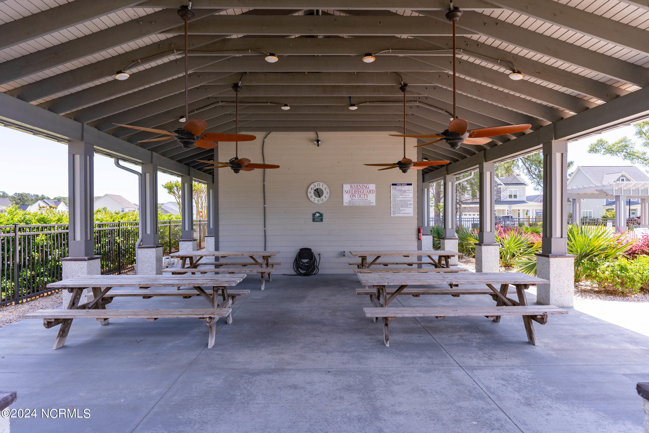 302 Sailor Sky Way, 414