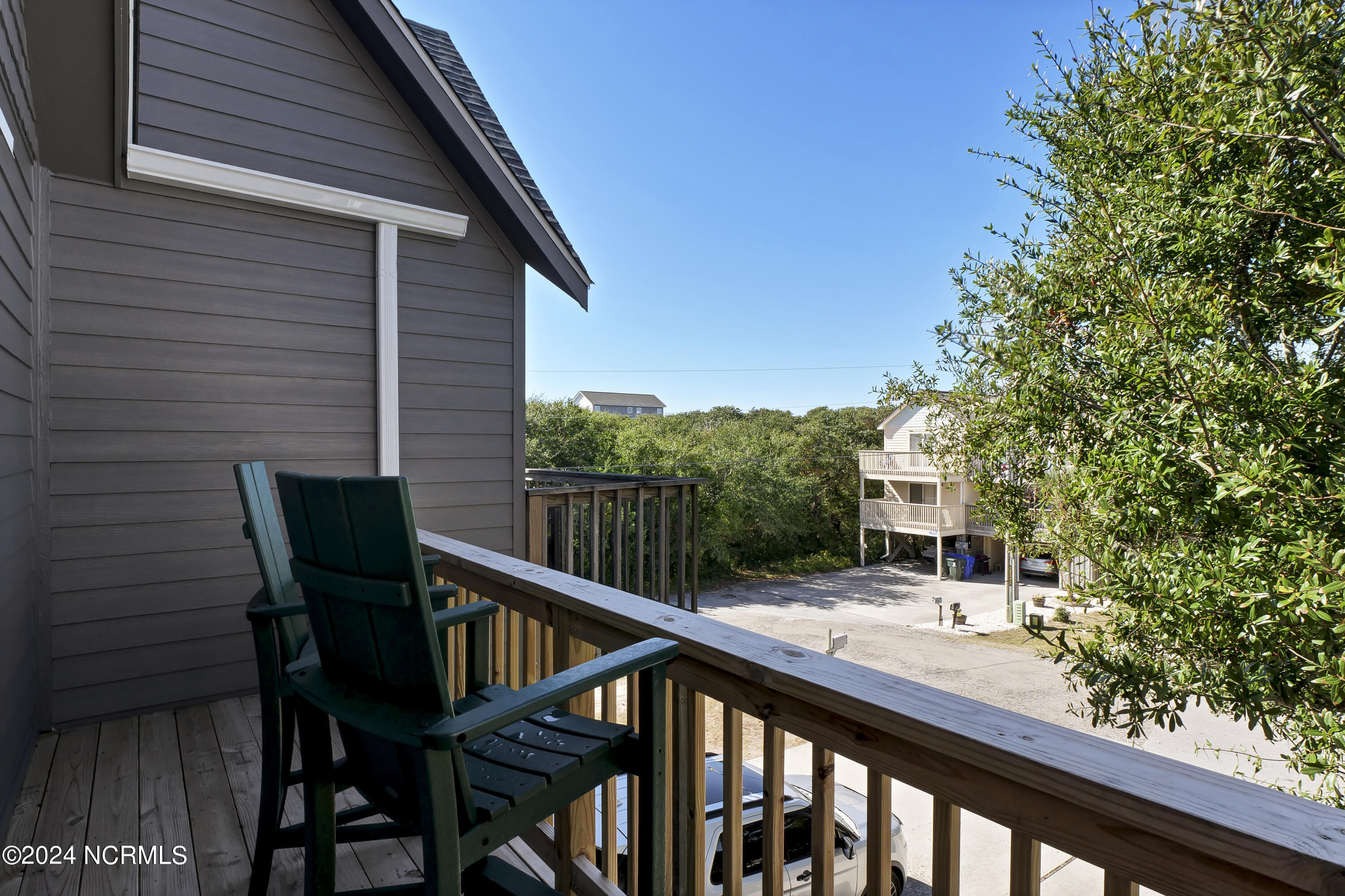 102 B Windward Drive