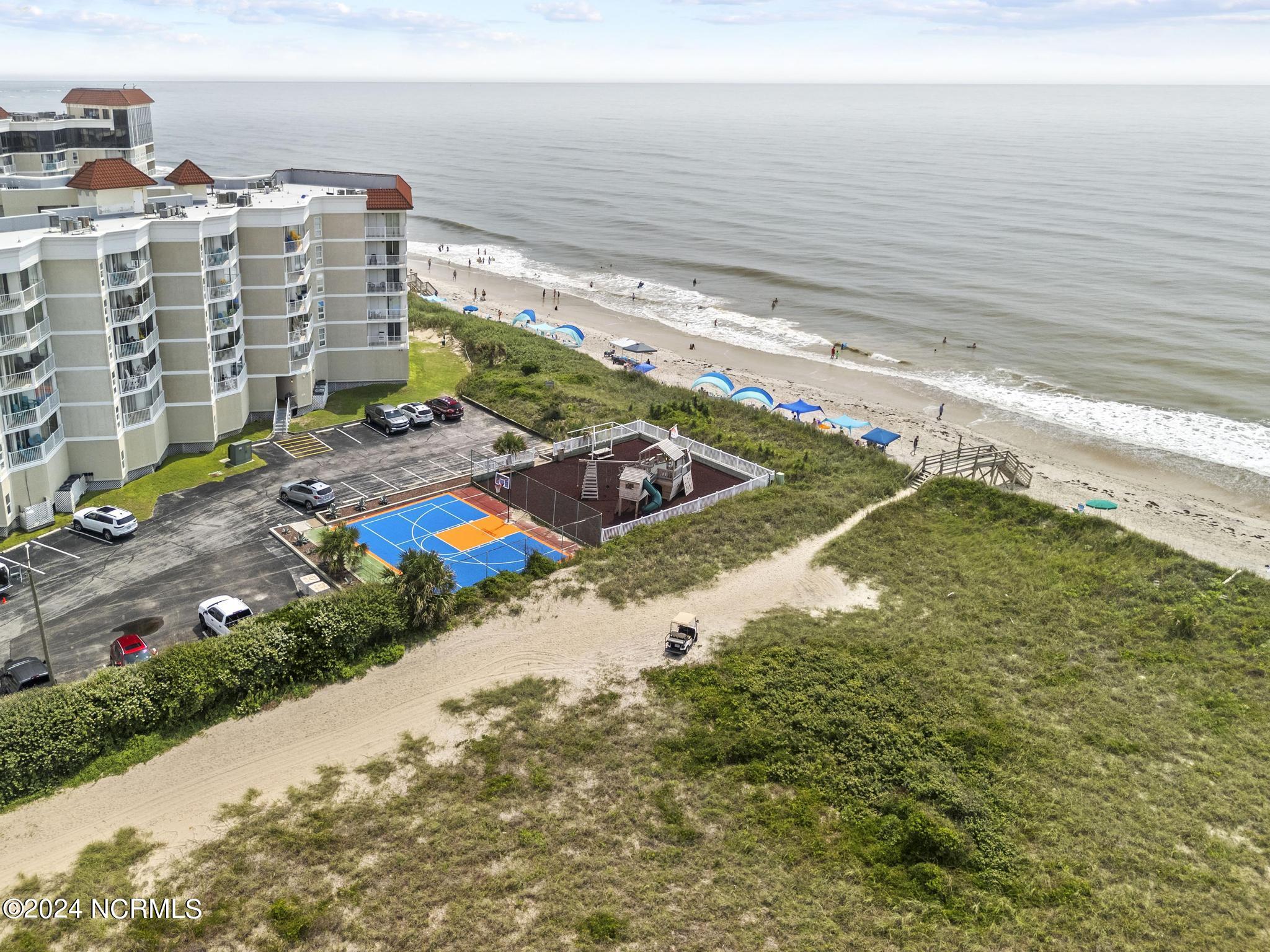 2000 New River Inlet Road, 2404