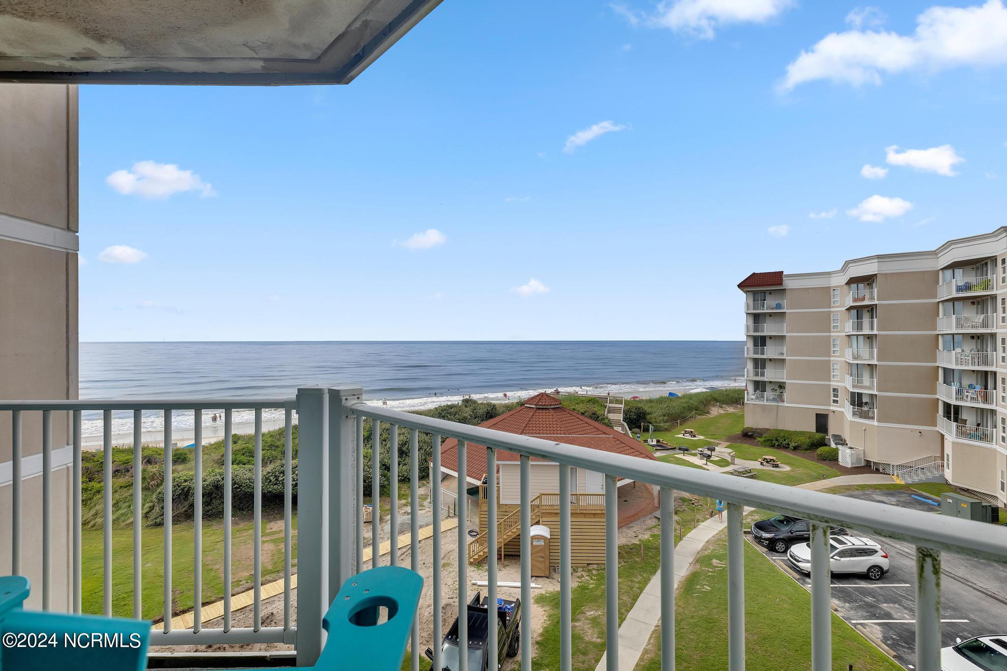 2000 New River Inlet Road, 2404