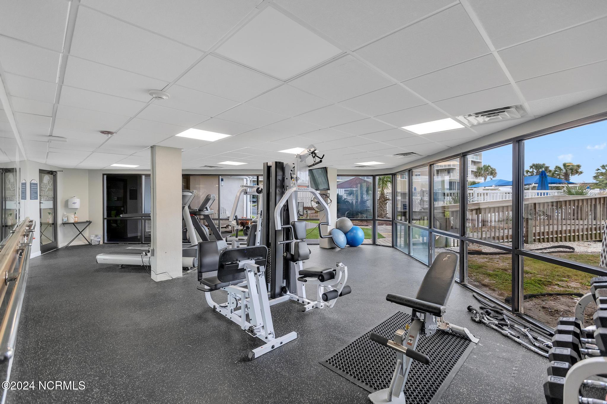 2000 New River Inlet Road, 2404