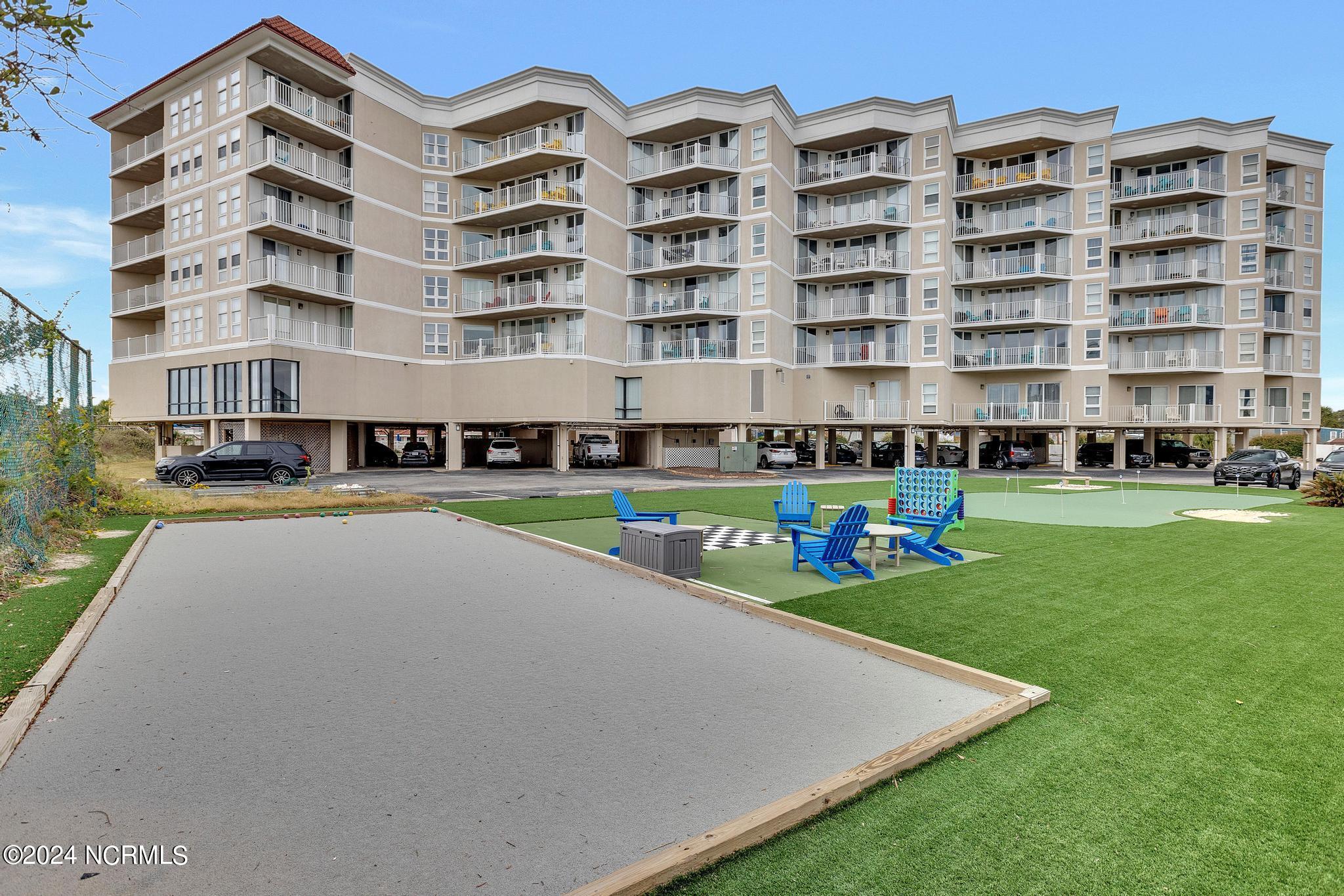 2000 New River Inlet Road, 2404