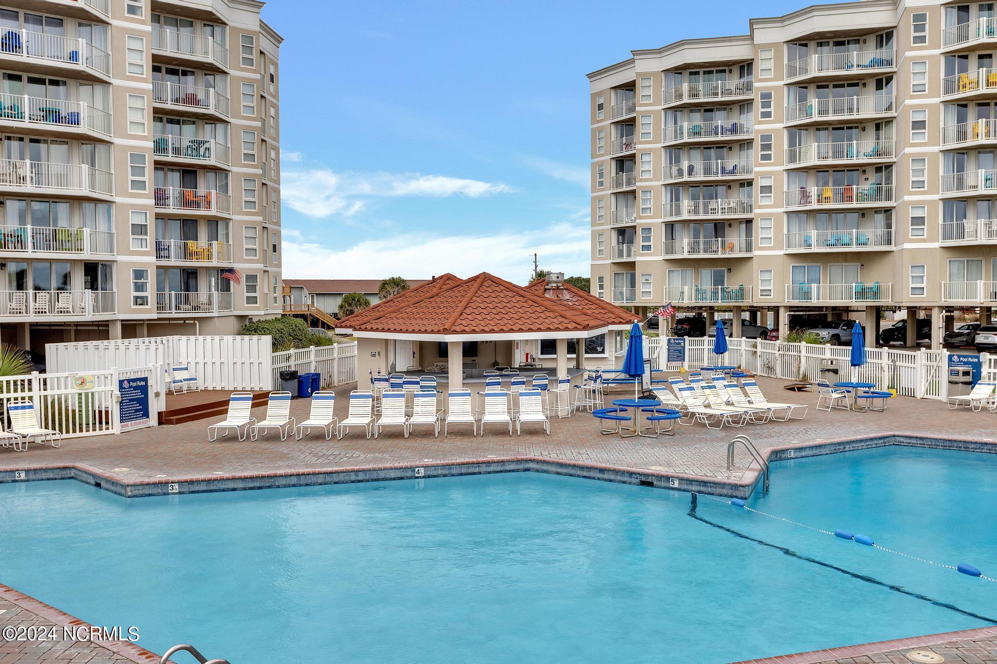 2000 New River Inlet Road, 2404